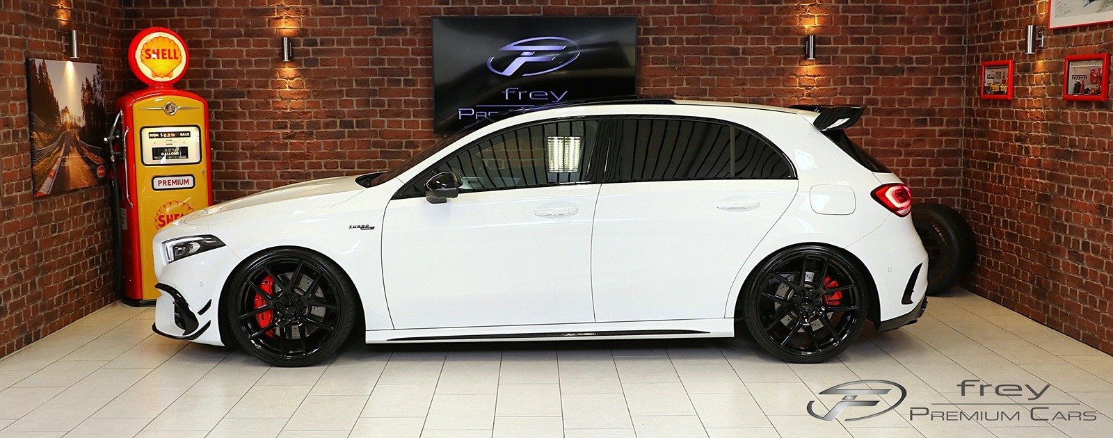 MERCEDES-BENZ A 45 S AMG 4Matic+ Speedshift-image-5