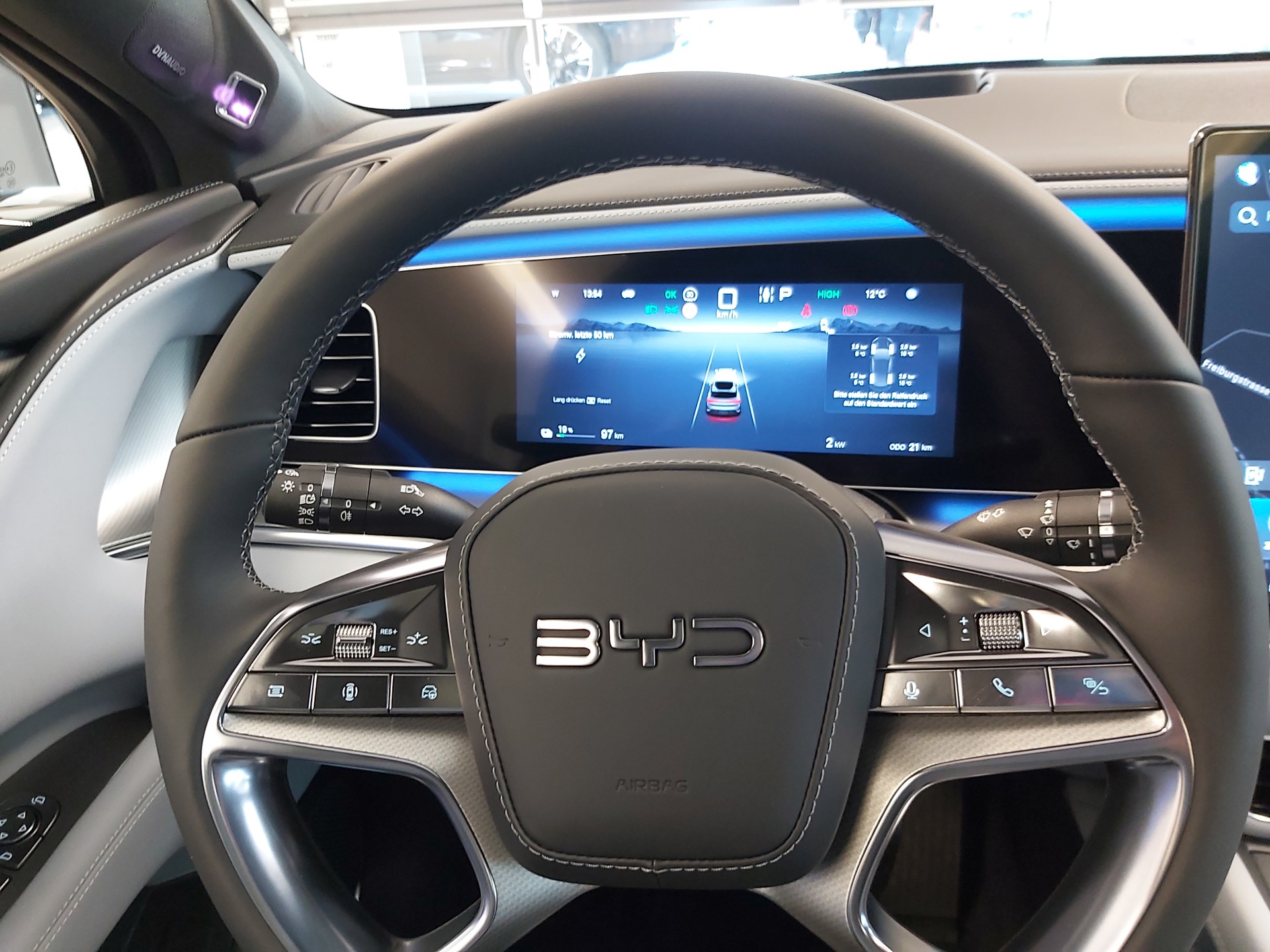 BYD Sealion 7 Excellence AWD-image-13