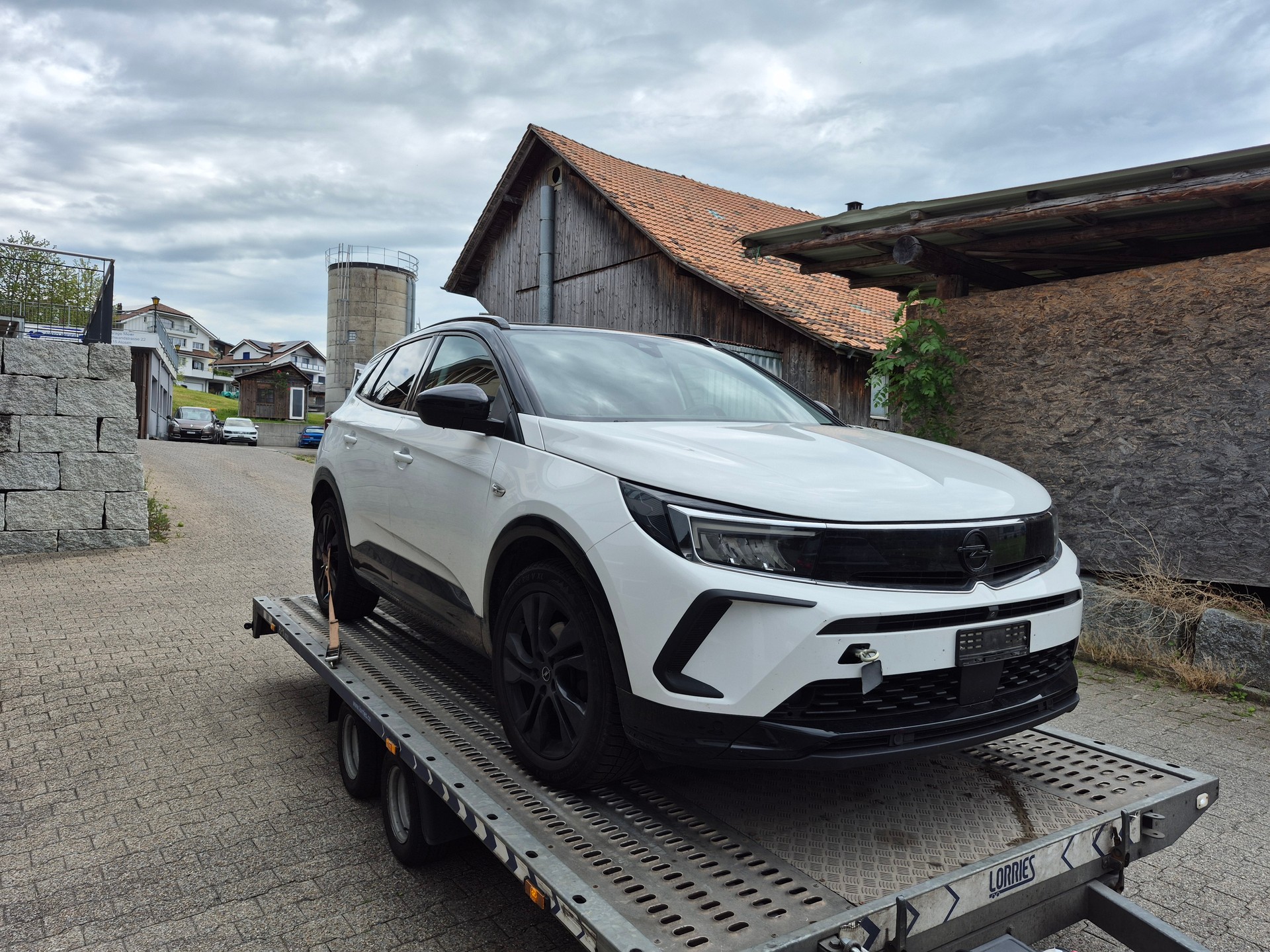 OPEL Grandland 1.5CDTi Edition Automatic-image-1