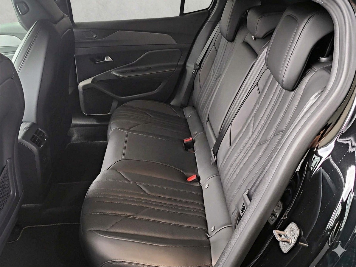 PEUGEOT 408 1.6 PHEV 225 GT Exclusive-image-7