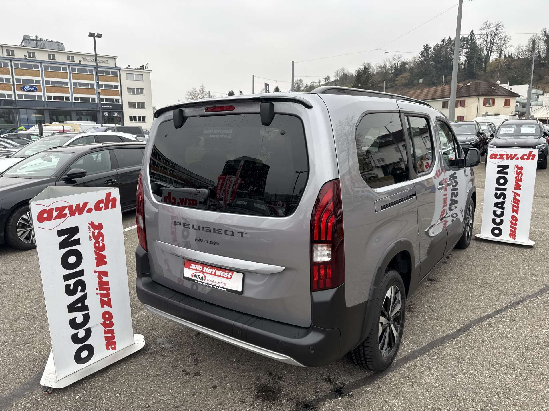 PEUGEOT Rifter Long 1.5 BlueHDi 7 Plätzer GT EAT-Automat-image-2
