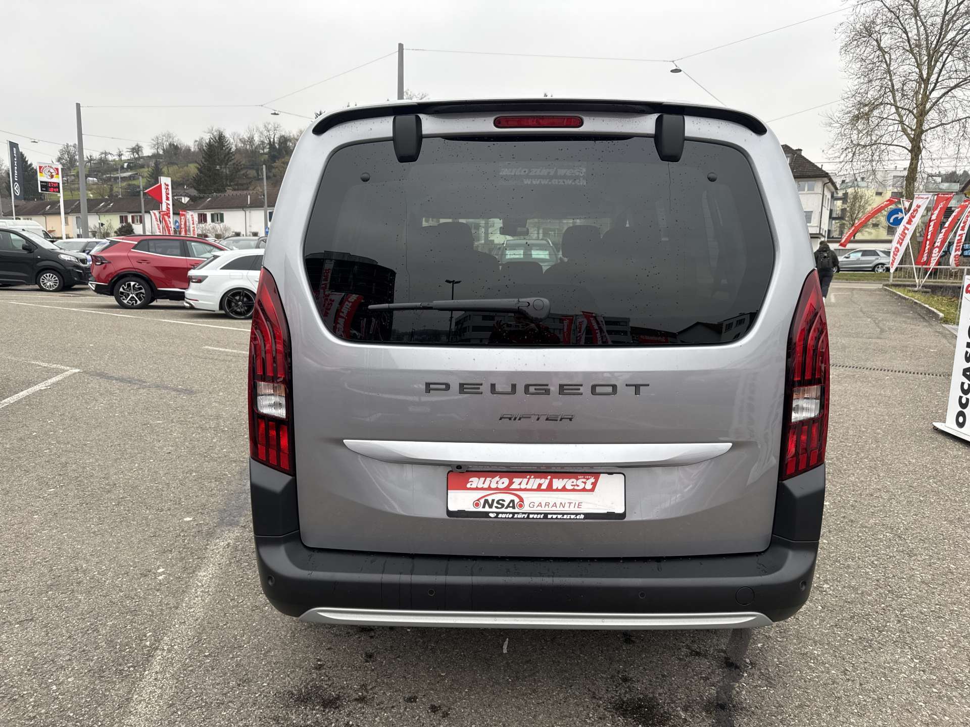 PEUGEOT Rifter Long 1.5 BlueHDi 7 Plätzer GT EAT-Automat-image-14