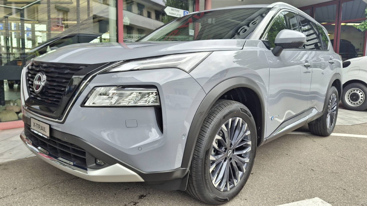 NISSAN X-Trail 1.5 VC-T Tekna+ e-4orce-image-1