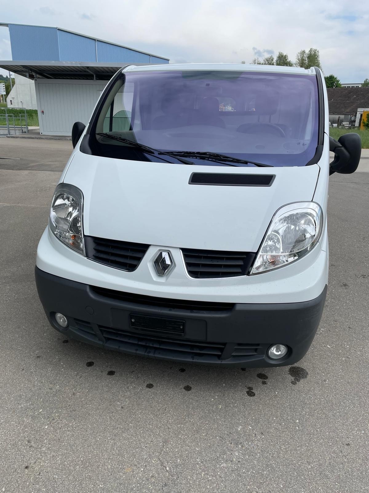 RENAULT Trafic 2.0 dCi 115 2.9t L1H1