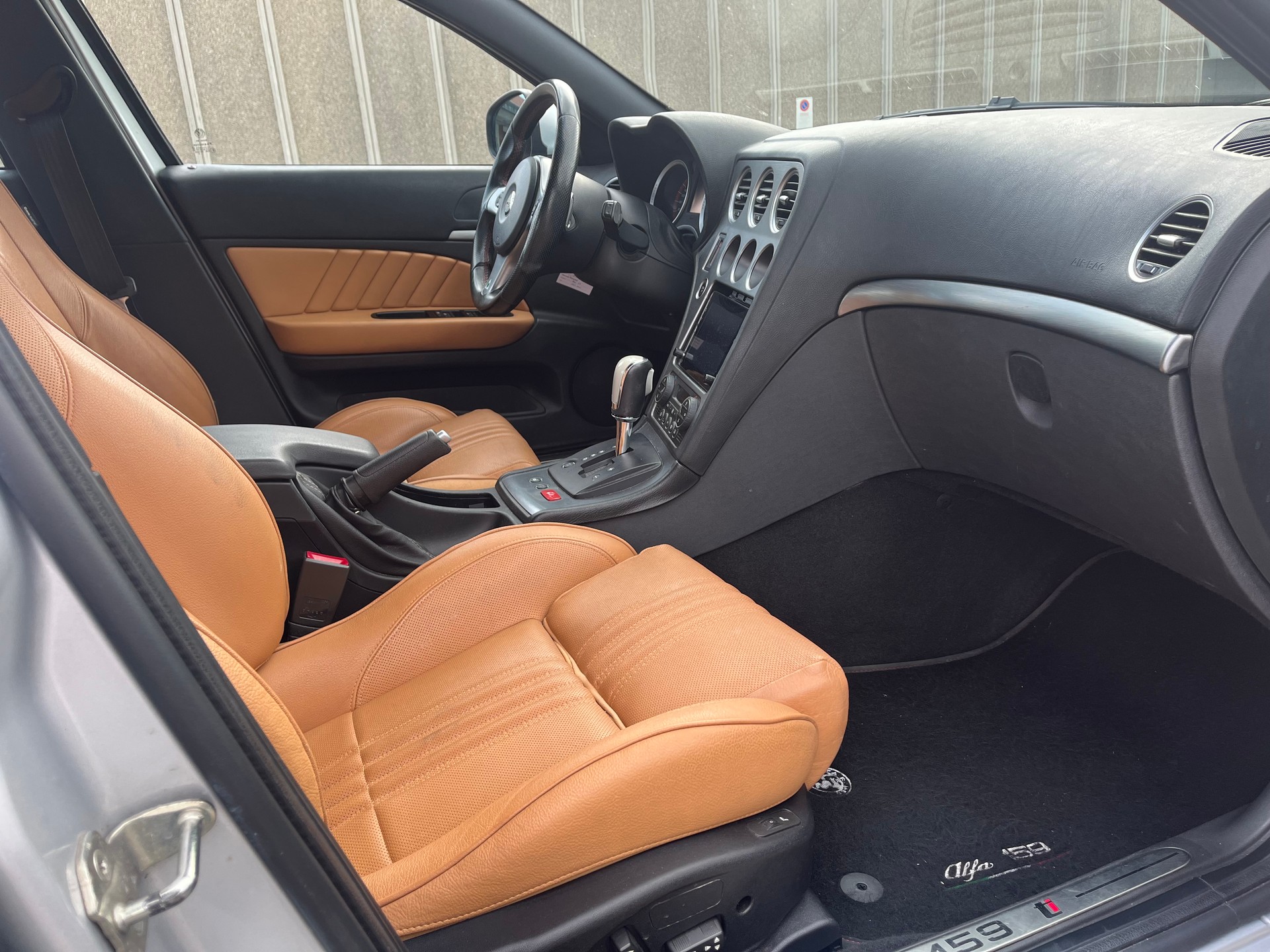 ALFA ROMEO 159 3.2 JTS Q4 TI Q-Tronic-image-14