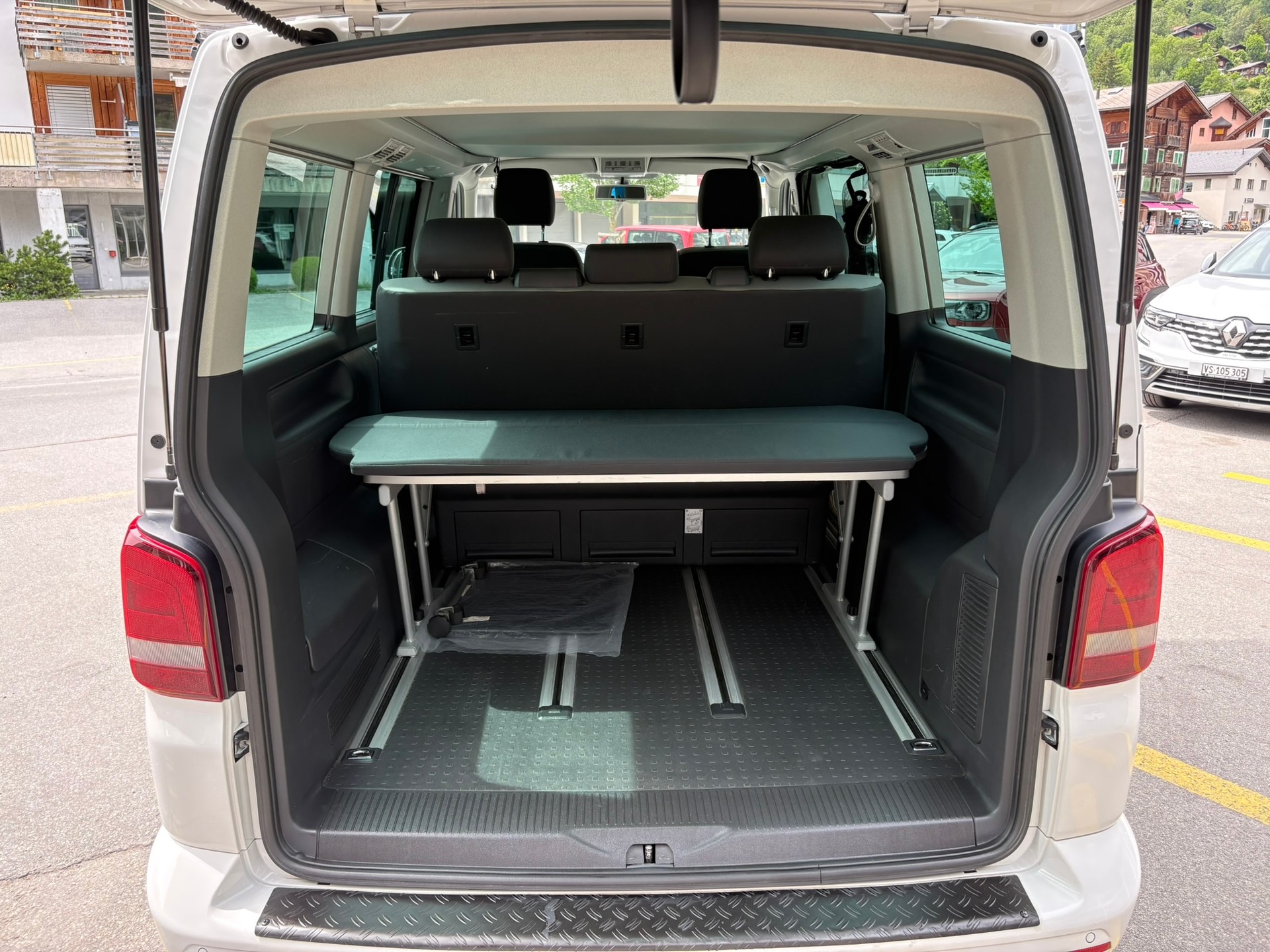 VW California TDI Beach Edition 4M-image-12