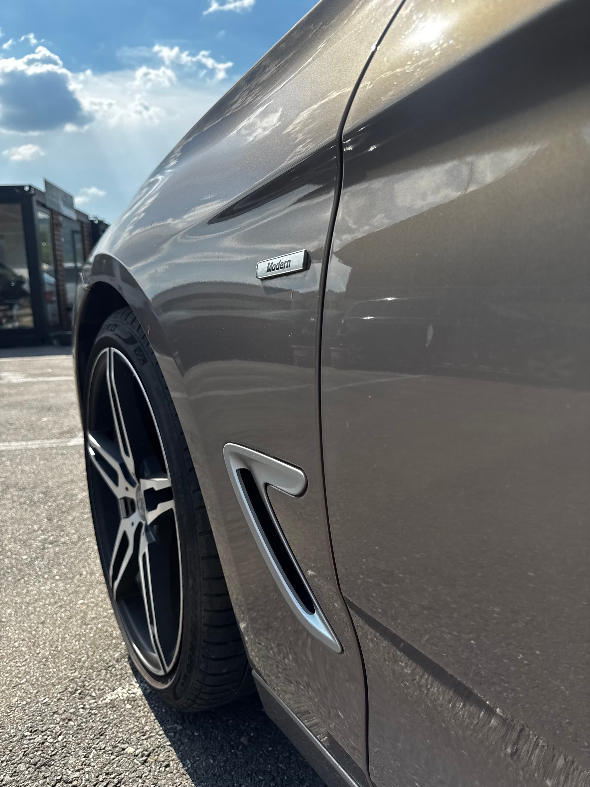 BMW 335i GT Sport Line Steptronic M-SPORT-image-9