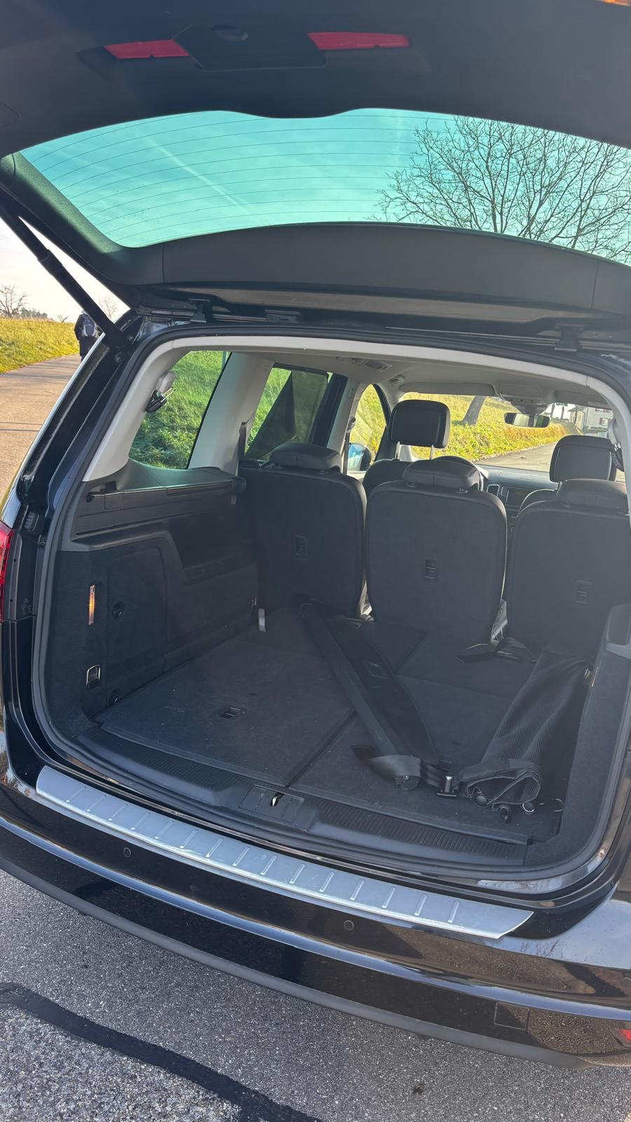 VW 2.0 TDI SCR Highline DSG 4m, frisch ab MFK, Standheizung, allrad, Anhängerkupplung-image-7