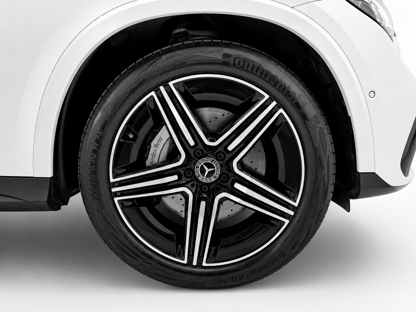 MERCEDES-BENZ GLC 300 AMG Line 4matic CH FAHRZEUG-image-20