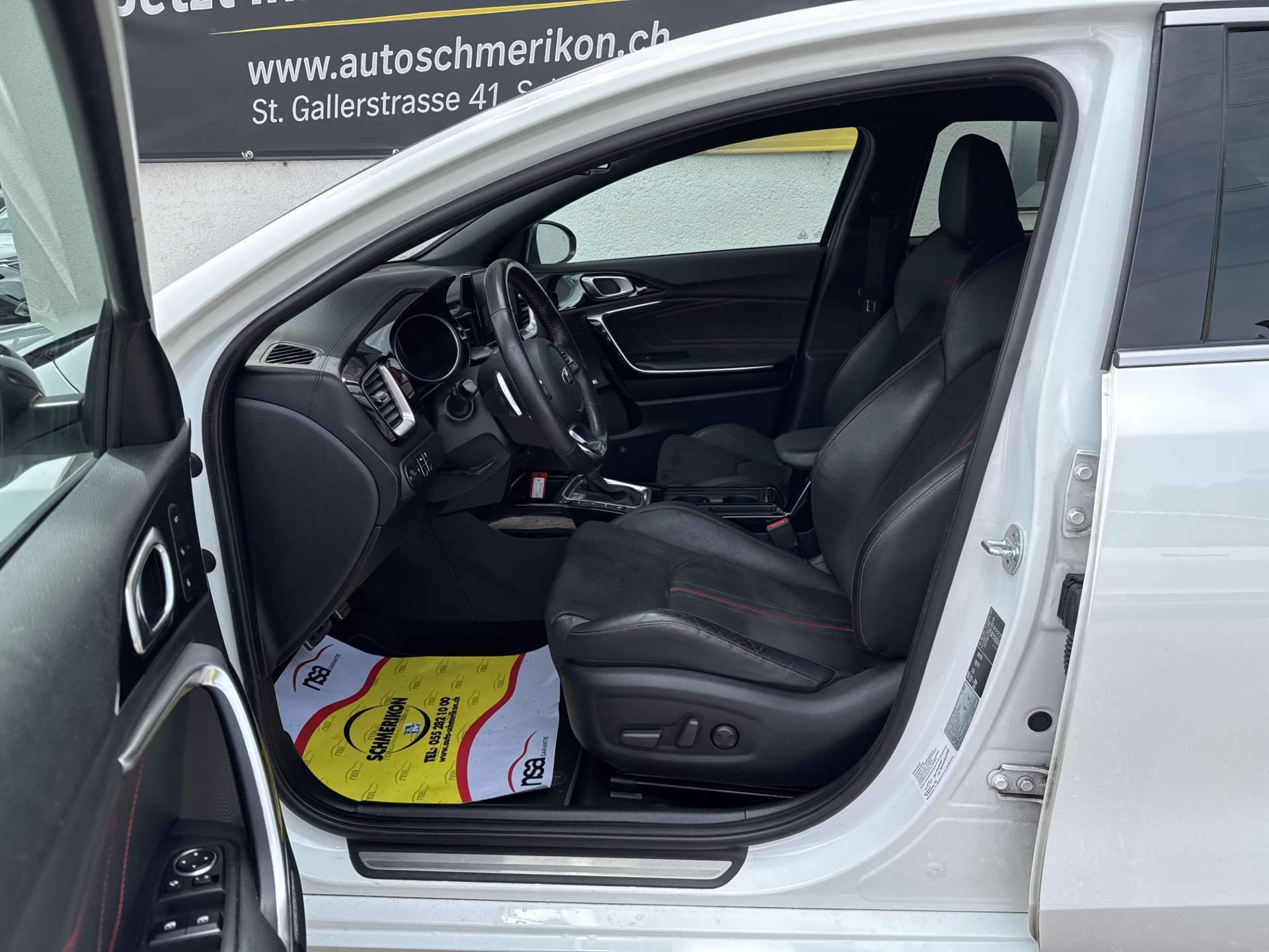 KIA ProCeed 1.6 T-GDi GT 204PS DCT-Automat-image-6