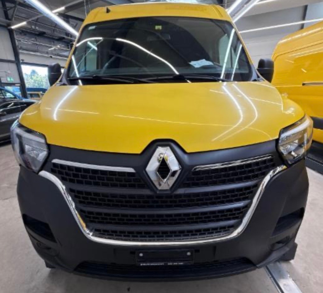 RENAULT Master T35 2.3dCi 135 L3H2-image-1