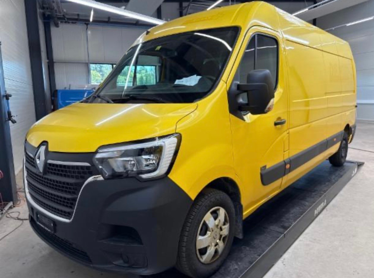 RENAULT Master T35 2.3dCi 135 L3H2-image-2