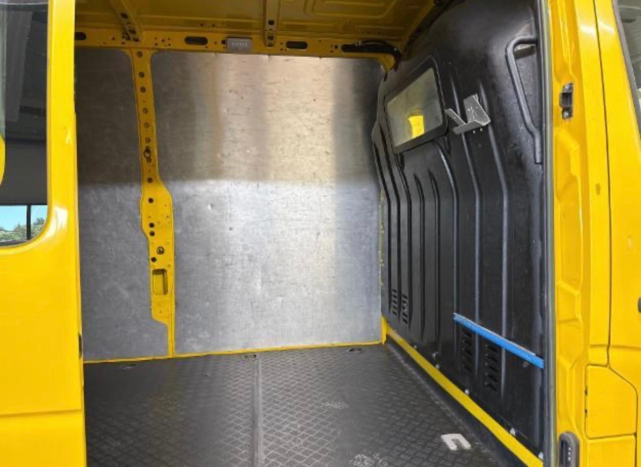 RENAULT Master T35 2.3dCi 135 L3H2-image-11