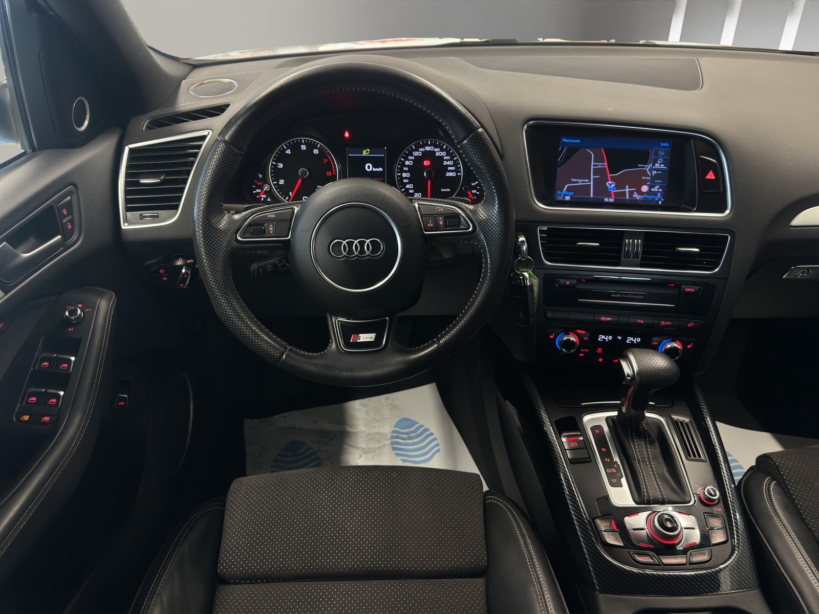 AUDI Q5 2.0 TFSI quattro tiptronic-image-11