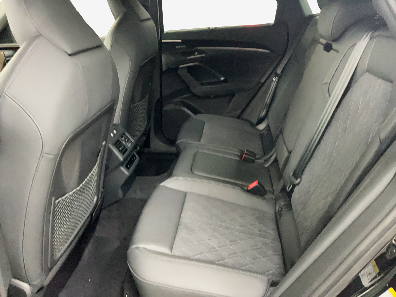 AUDI Q5 e-hybrid quattro 270 kW S-tronic-image-11