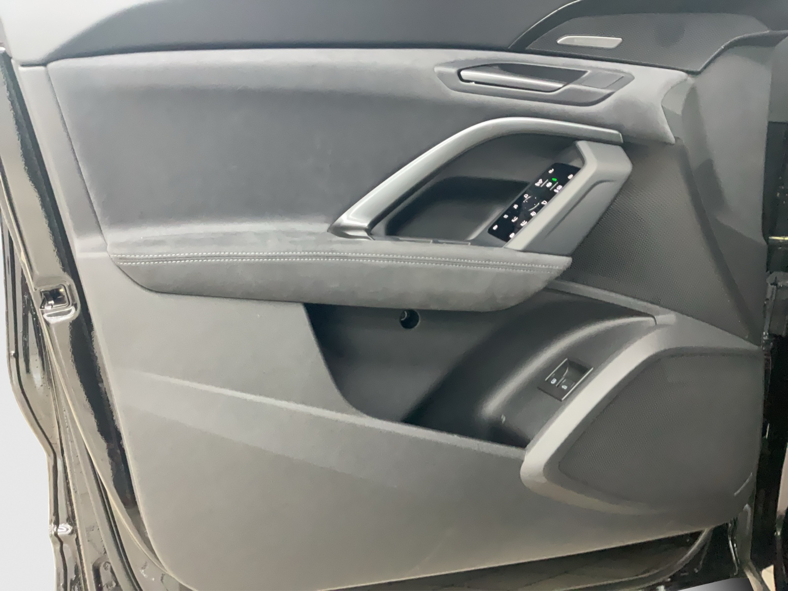 AUDI Q5 e-hybrid quattro 270 kW S-tronic-image-14