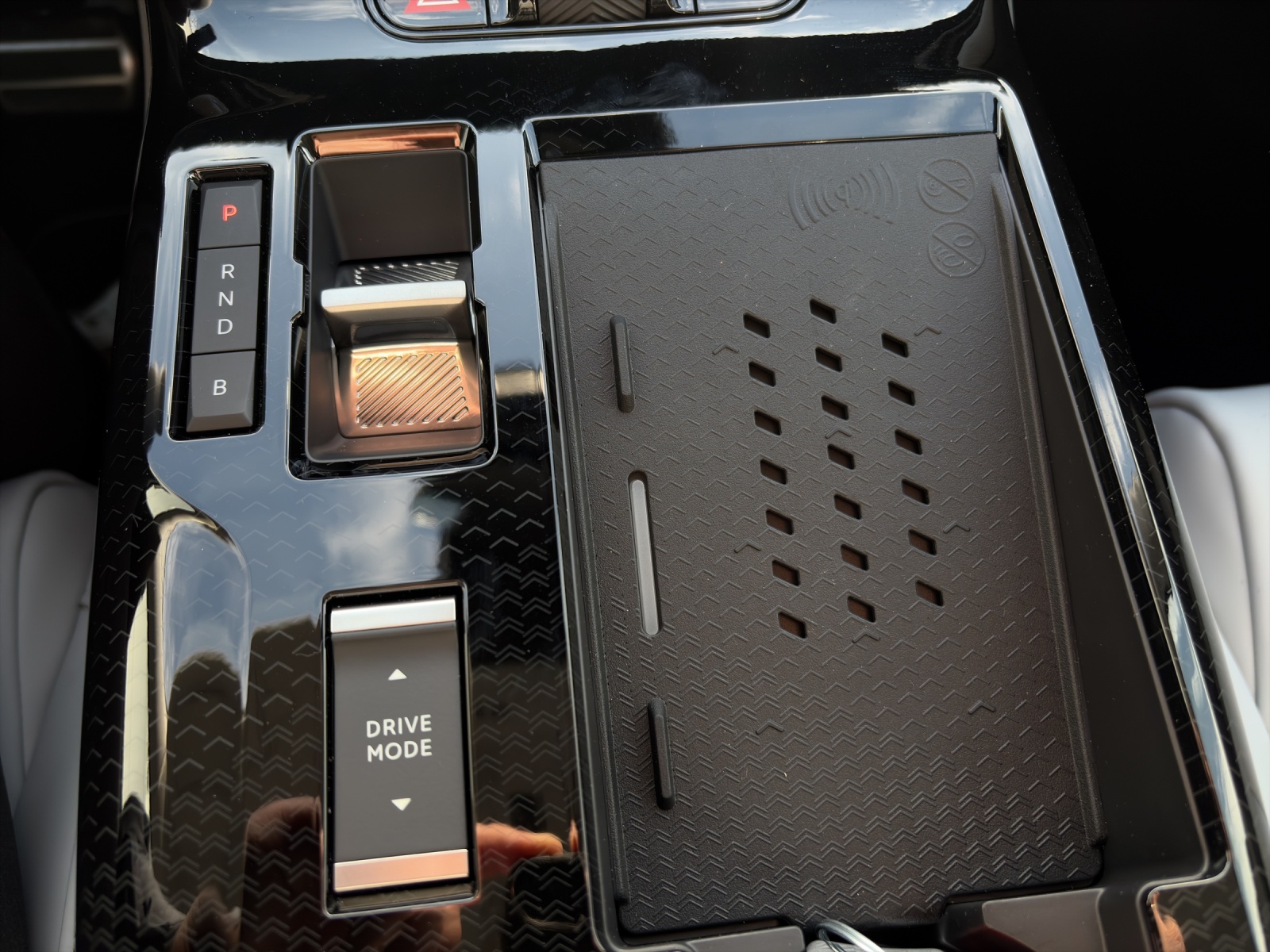 CITROEN C5 Aircross 1.6 Plug-in Hybrid Max-image-16