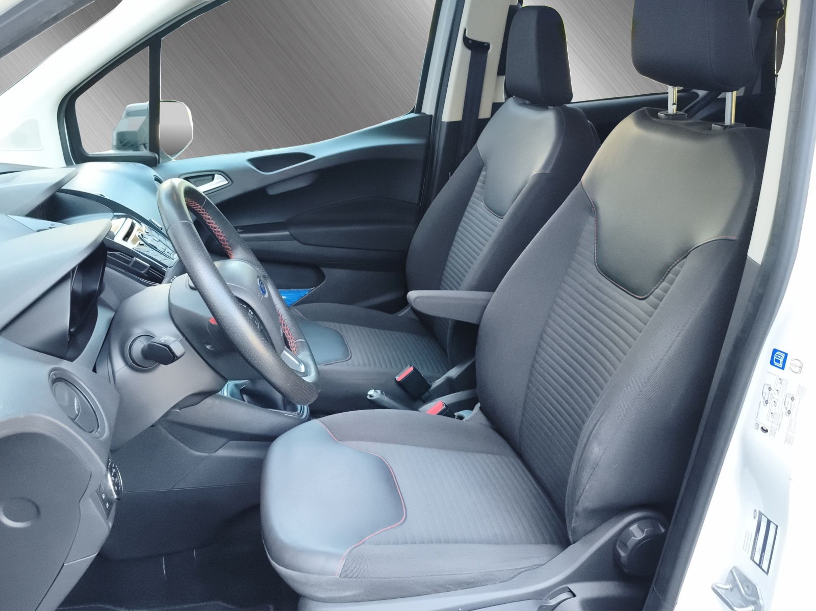 FORD TOURNEO COURIERier 1.0 EcoB 100 Sport-image-10
