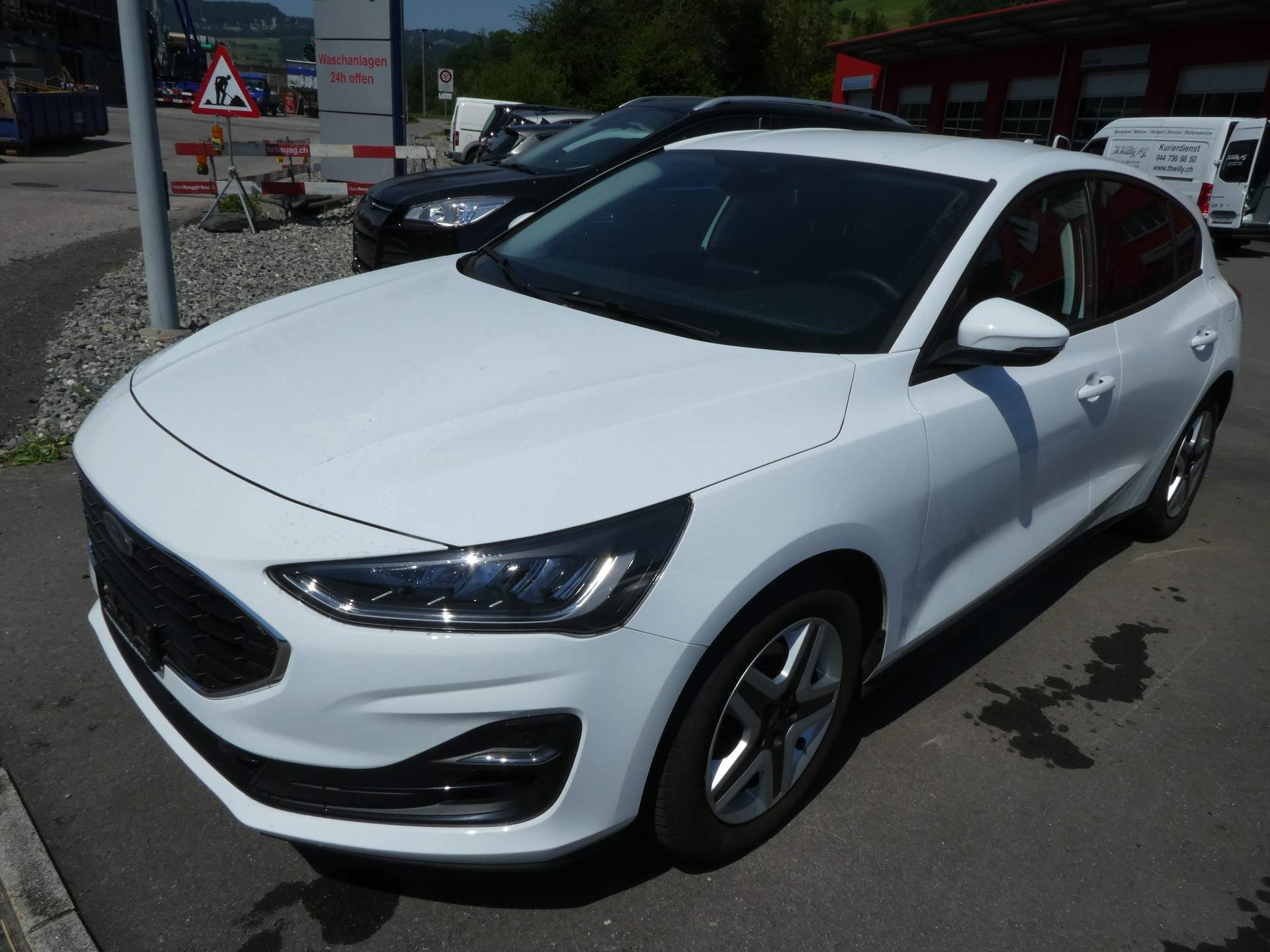 FORD Focus 1.0 SCTi Cool Connect-image-1