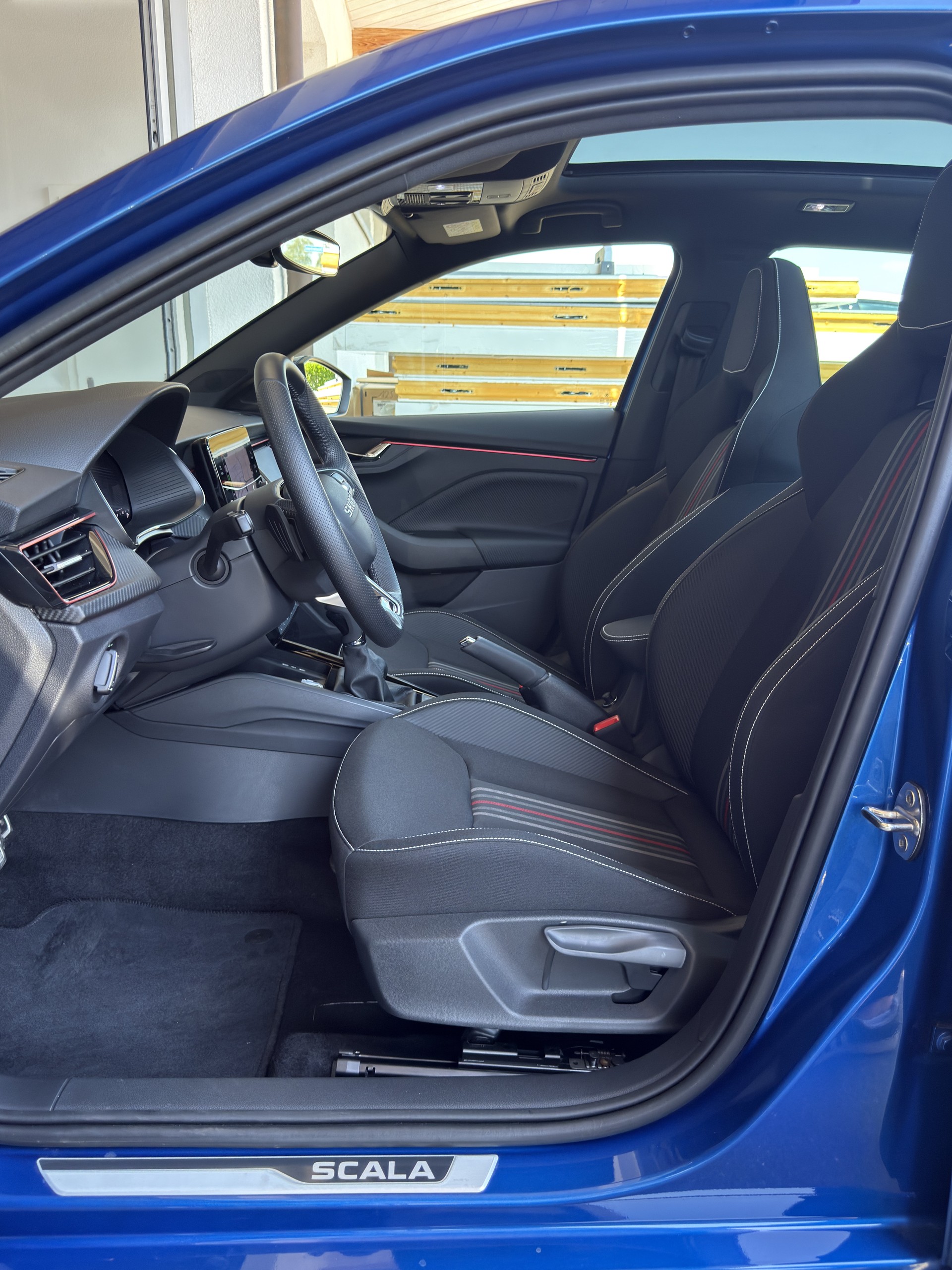 SKODA Scala 1.5 TSI Monte Carlo DSG-image-9