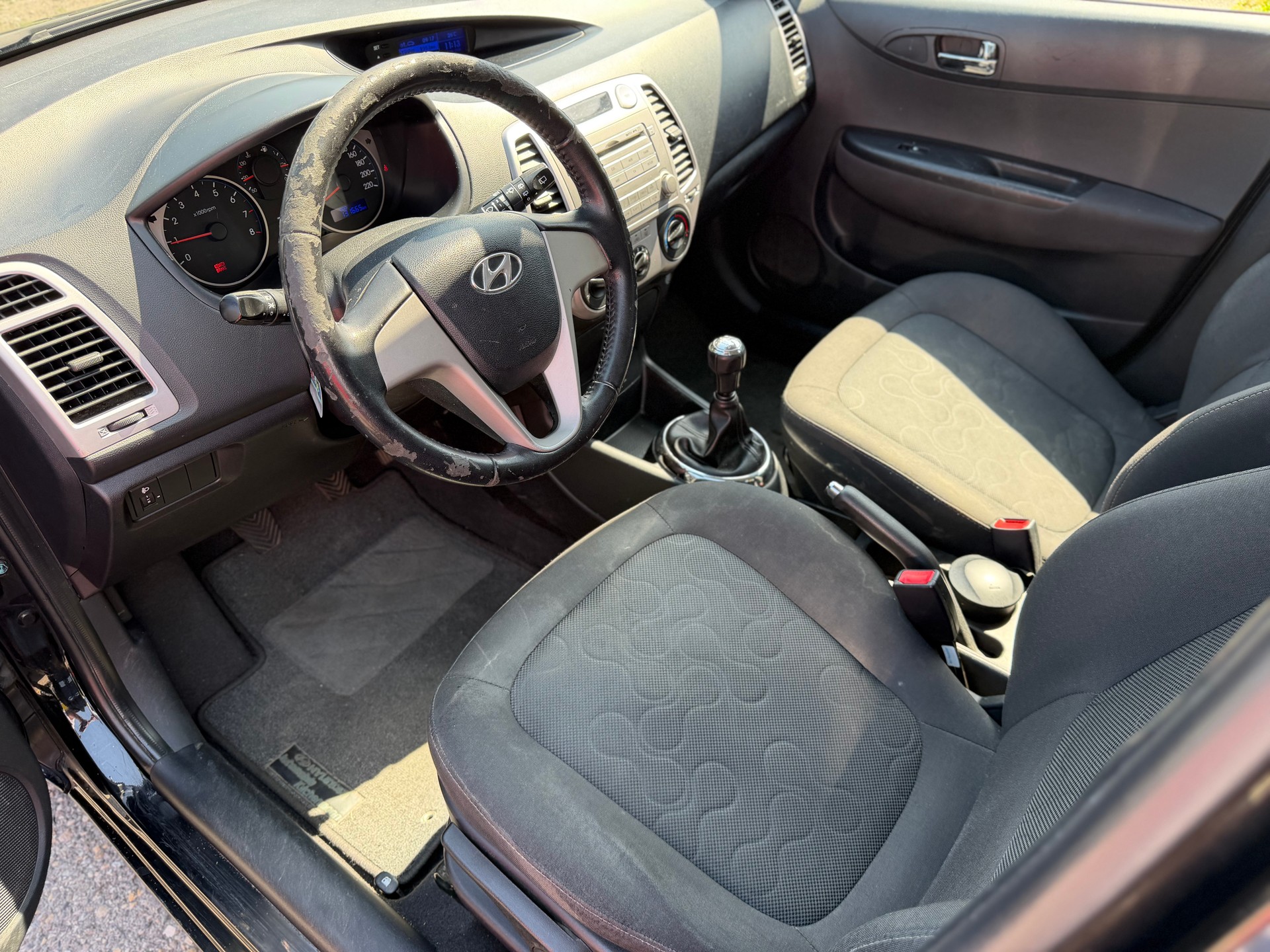 HYUNDAI i20 1.2 Comfort-image-7
