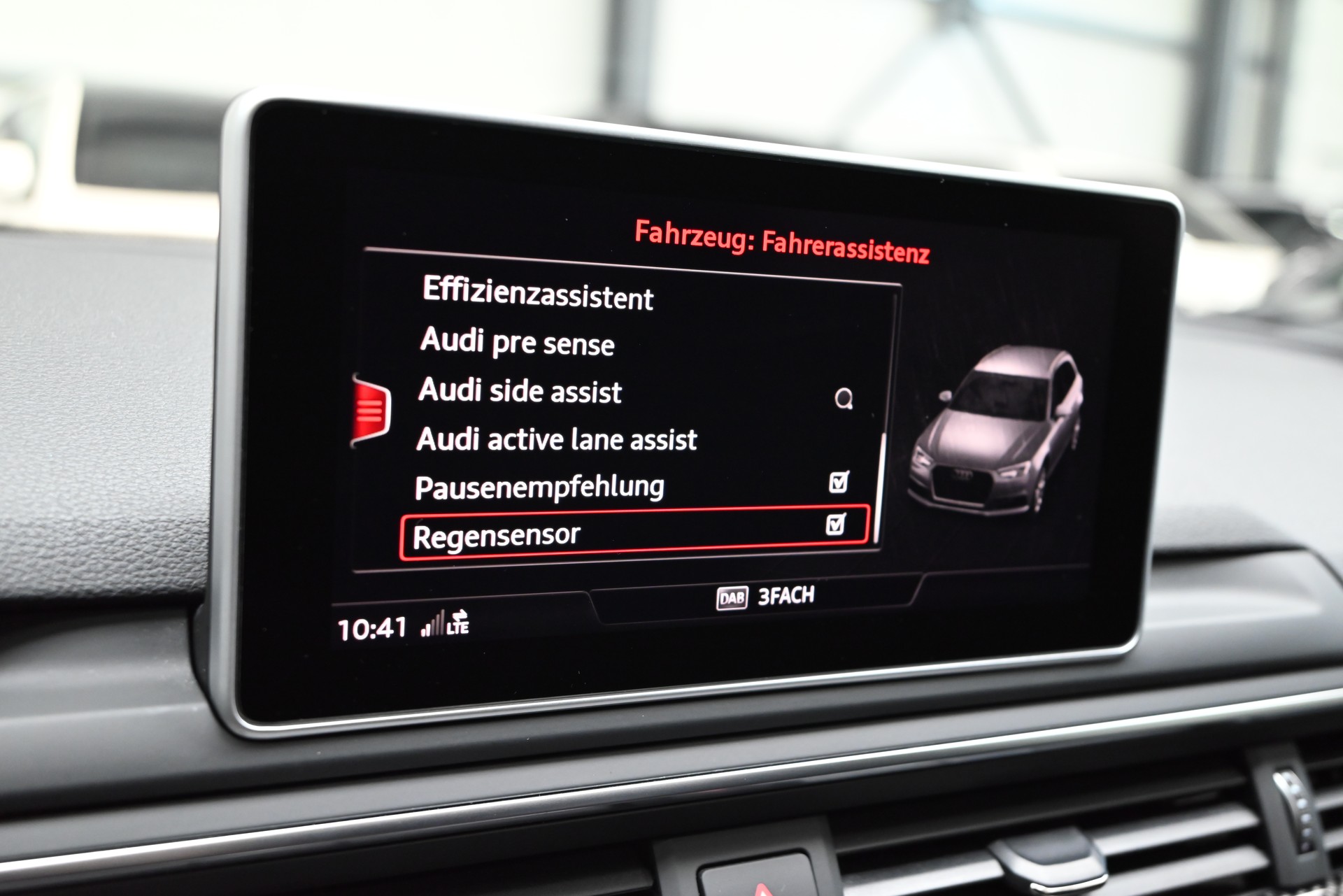 AUDI RS4 Avant 2.9 TFSI quattro tiptronic-image-14