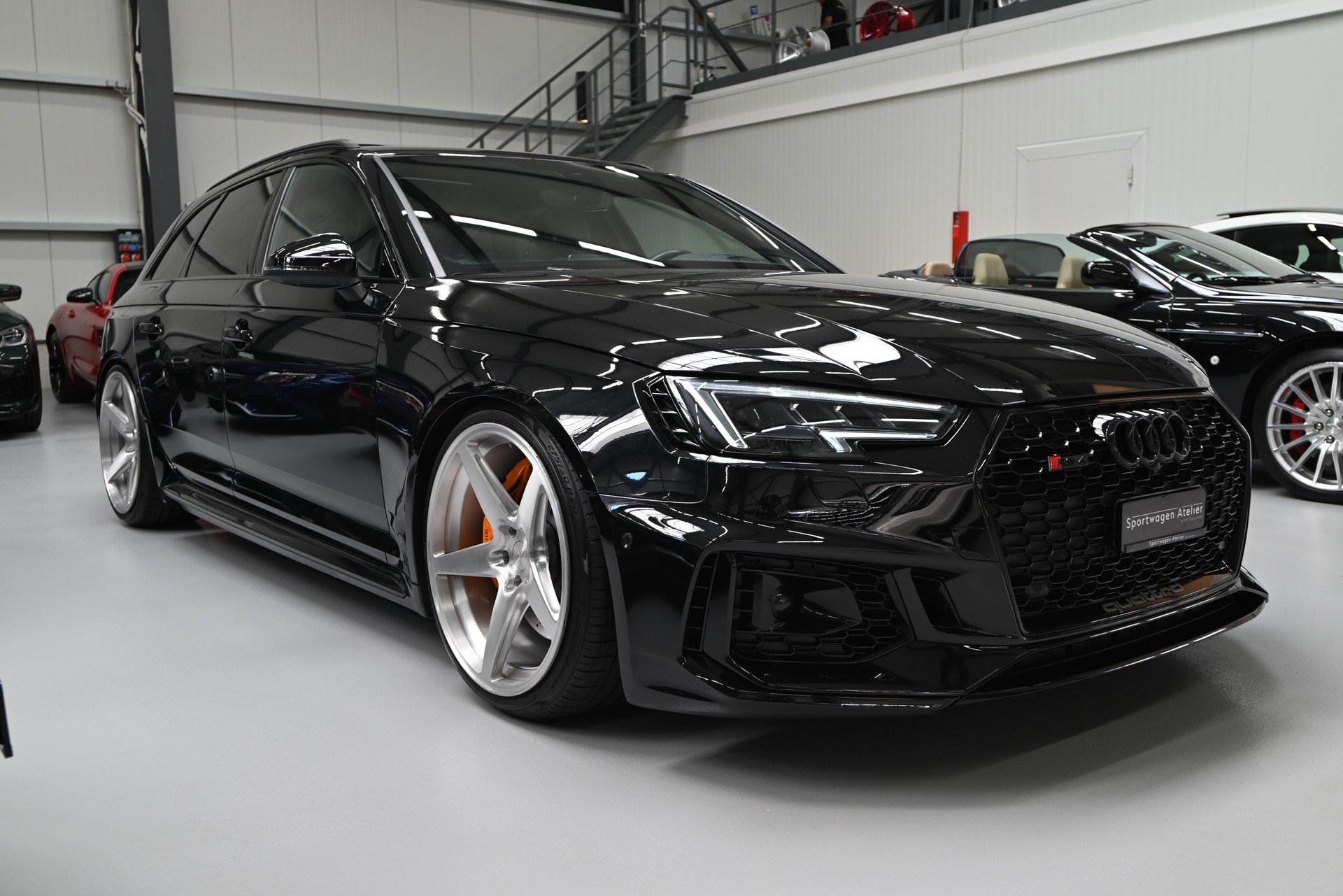 AUDI RS4 Avant 2.9 TFSI quattro tiptronic-image-8