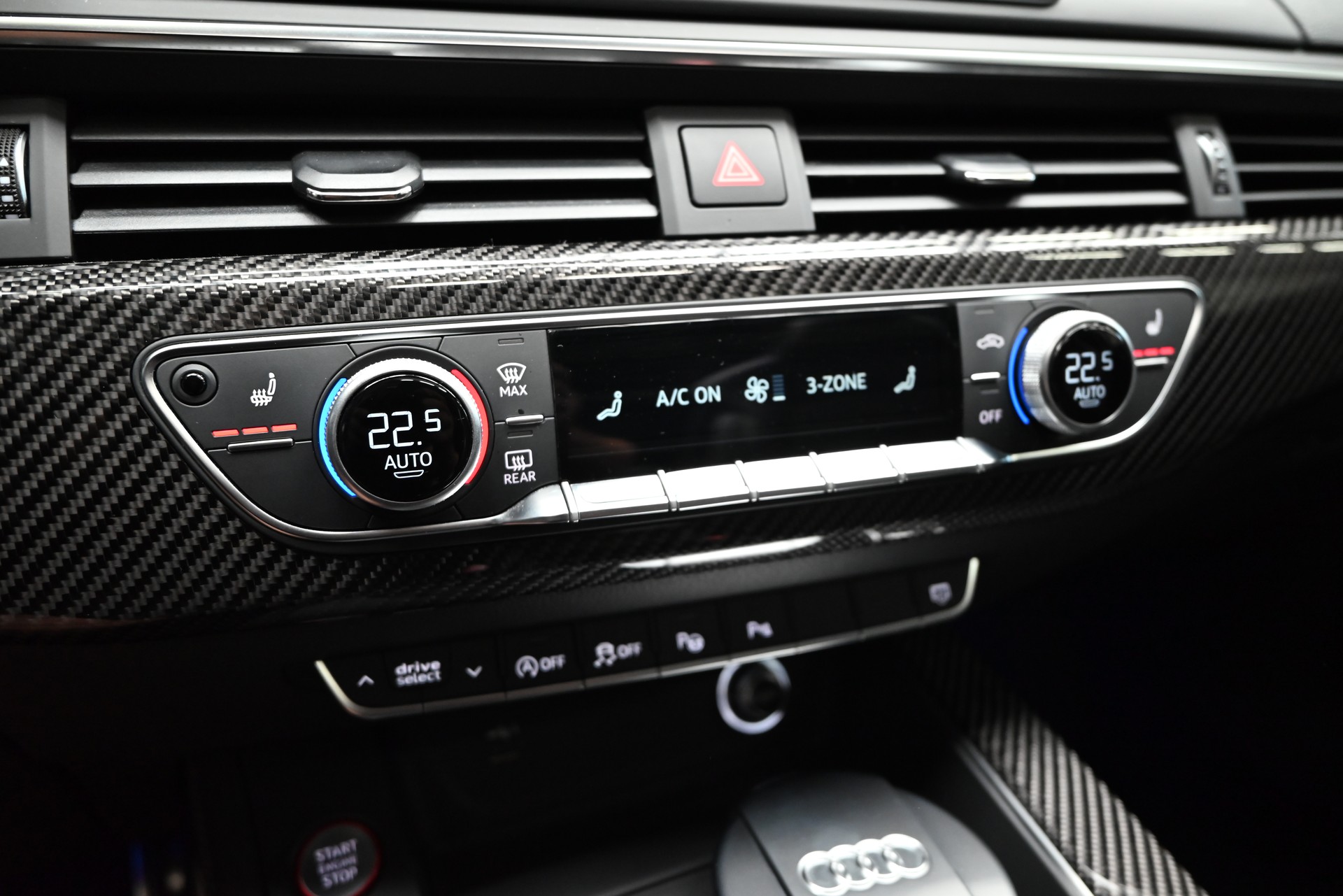 AUDI RS4 Avant 2.9 TFSI quattro tiptronic-image-15