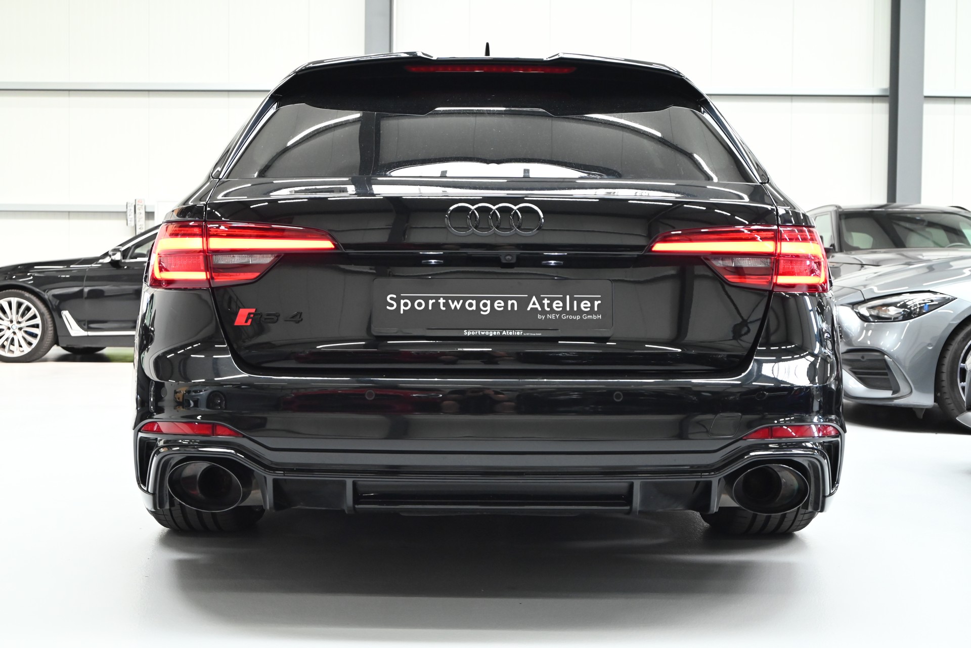 AUDI RS4 Avant 2.9 TFSI quattro tiptronic-image-3