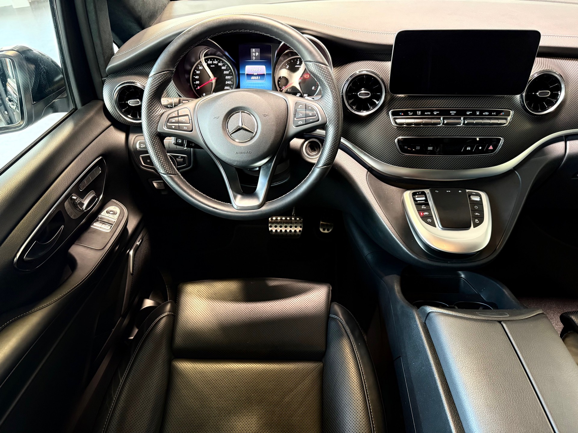 MERCEDES-BENZ V 300 d lang Exclusive 4Matic 9G-Tronic-image-12