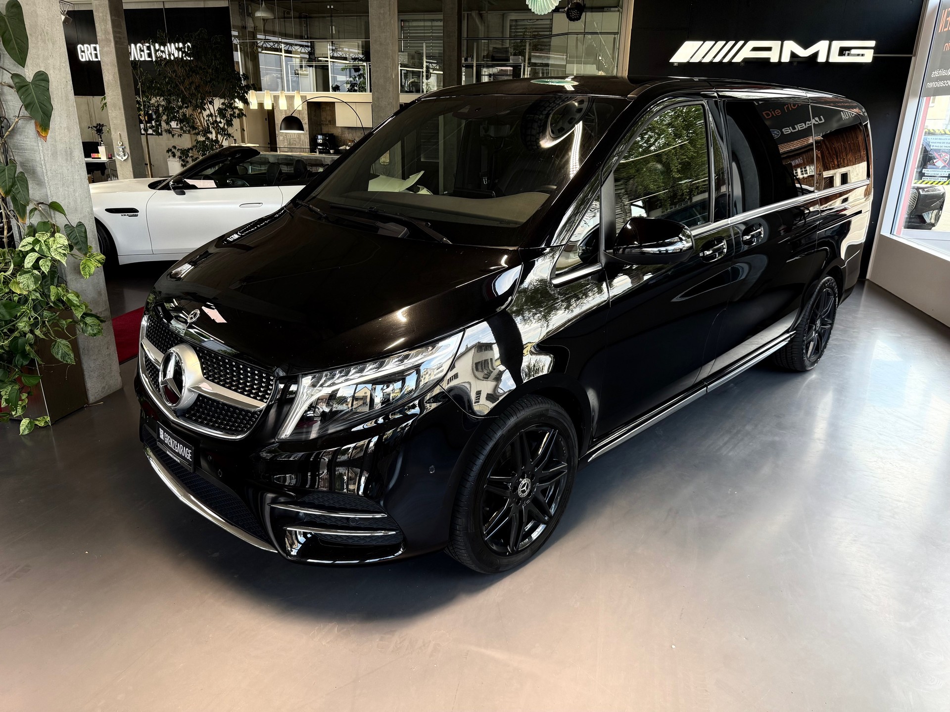 MERCEDES-BENZ V 300 d lang Exclusive 4Matic 9G-Tronic-image-0