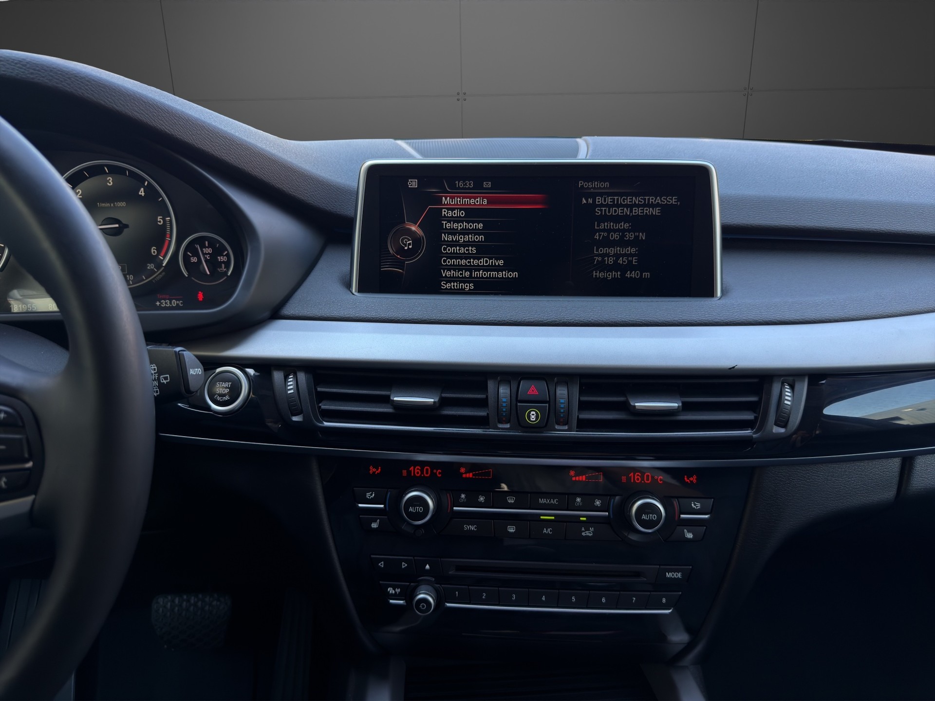 BMW X5 xDrive 30d Steptronic-image-12
