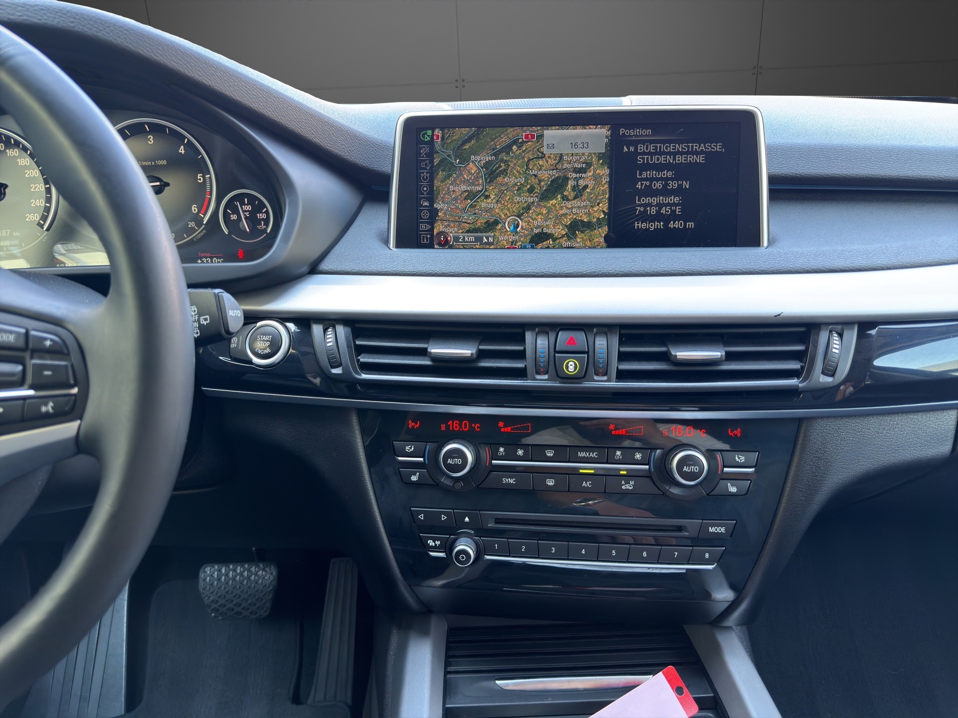 BMW X5 xDrive 30d Steptronic-image-14