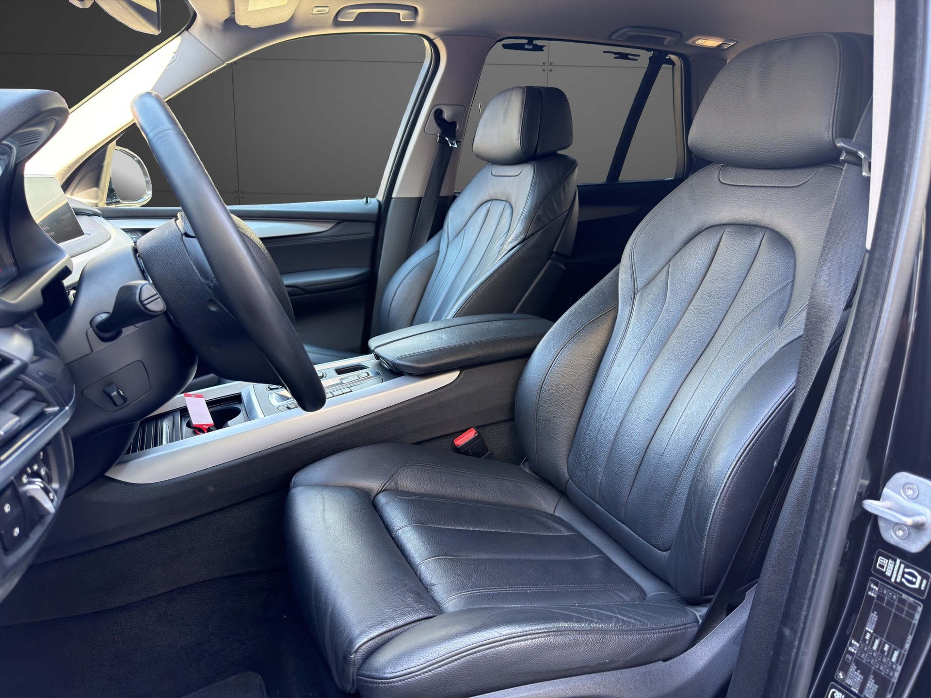 BMW X5 xDrive 30d Steptronic-image-21
