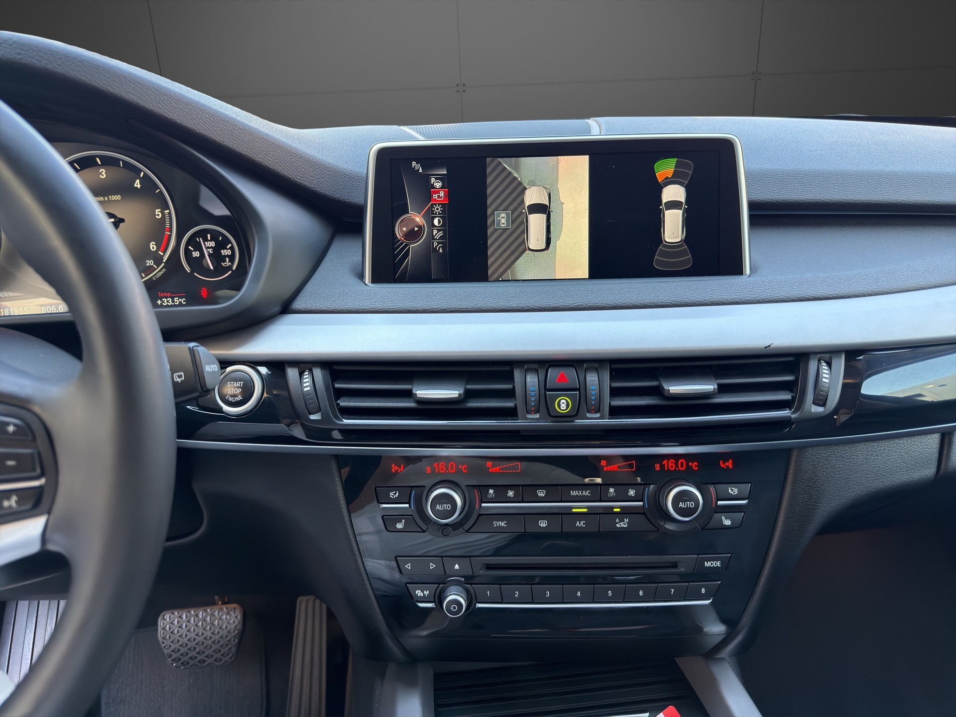 BMW X5 xDrive 30d Steptronic-image-13