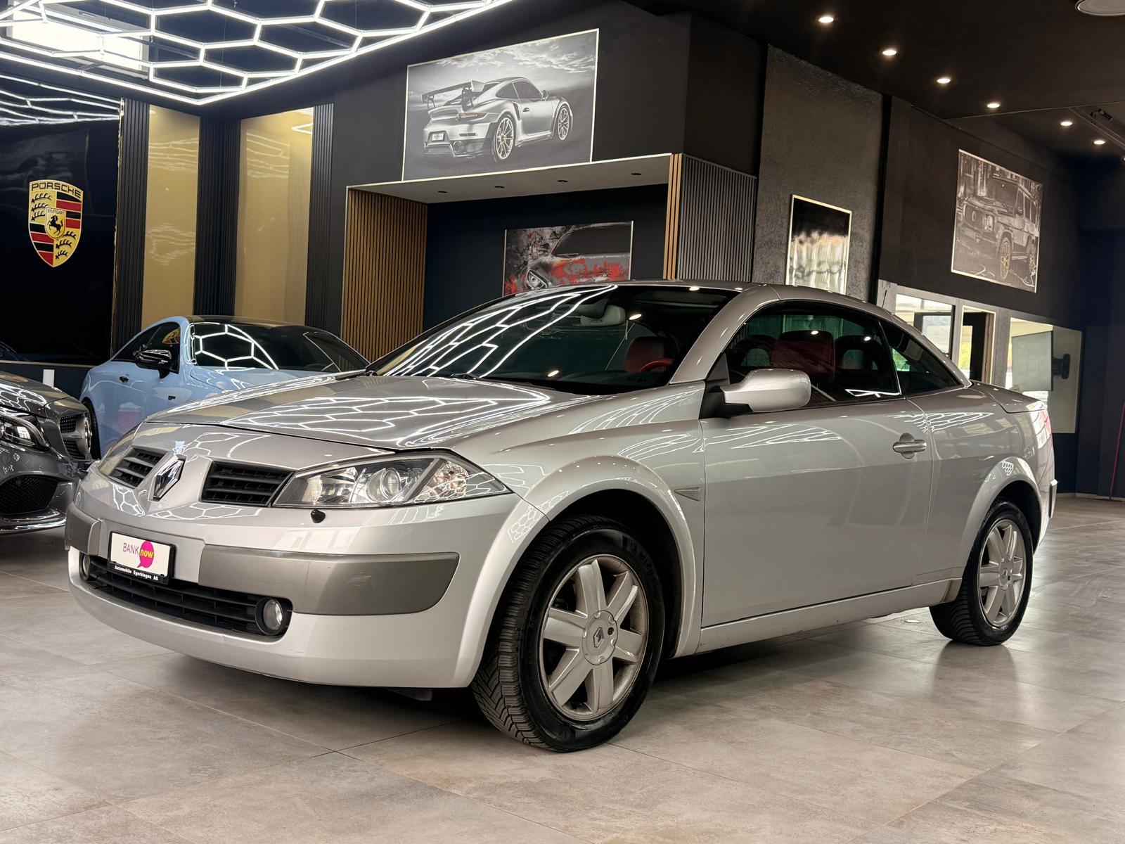 RENAULT Mégane C-C 2.0 16V T Dynamic Confort-image-1