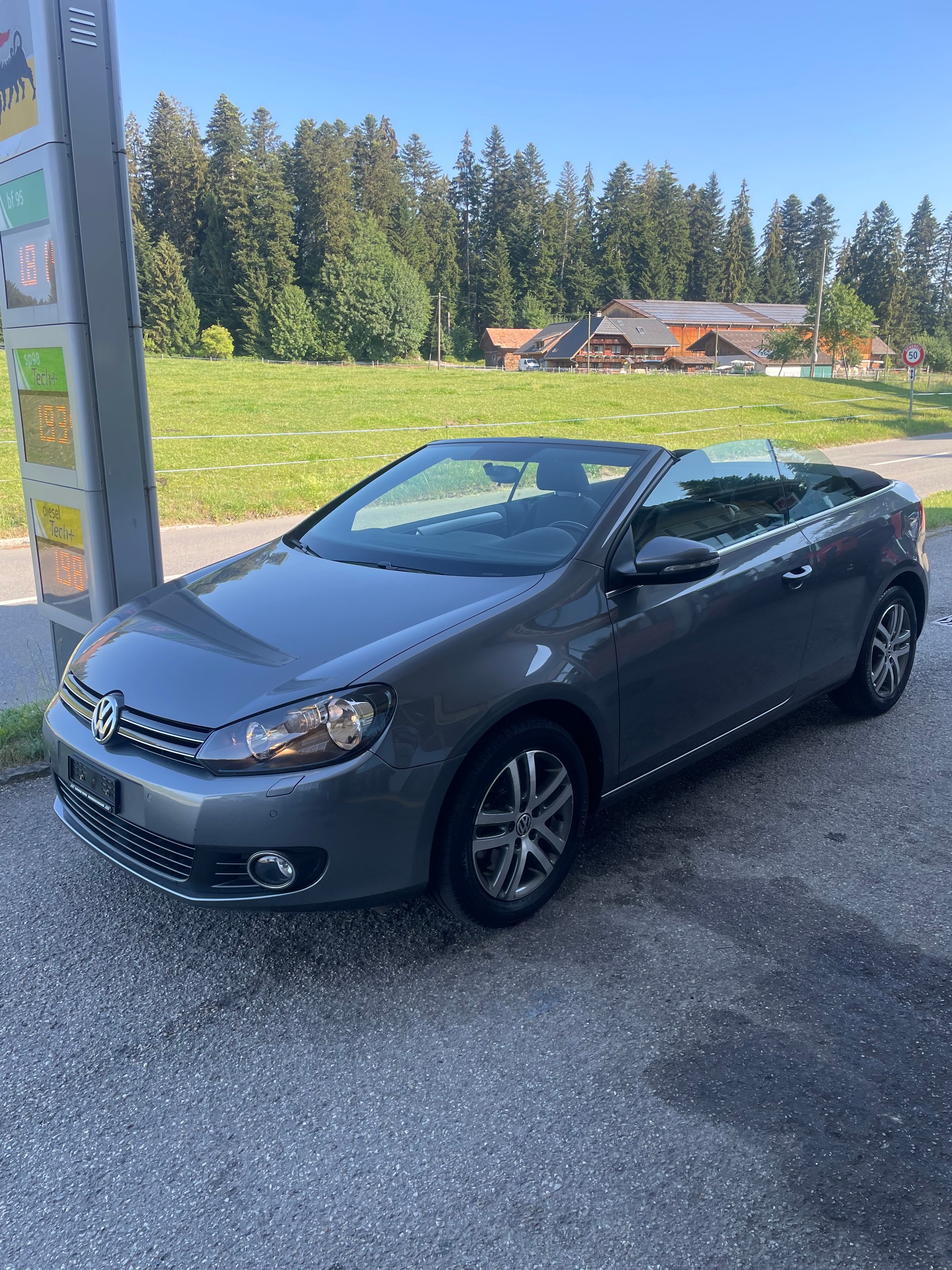 VW Golf Cabrio 1.4 TSI DSG-image-1