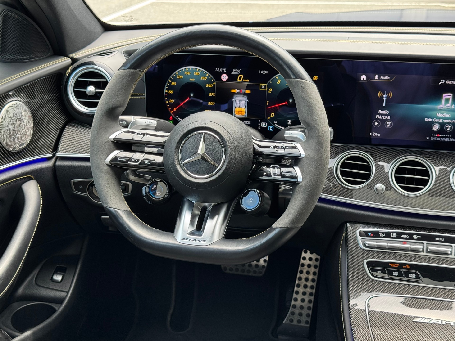 MERCEDES-BENZ AMG E 63 S 4Matic+ Speedshift 9G-TCT-image-15