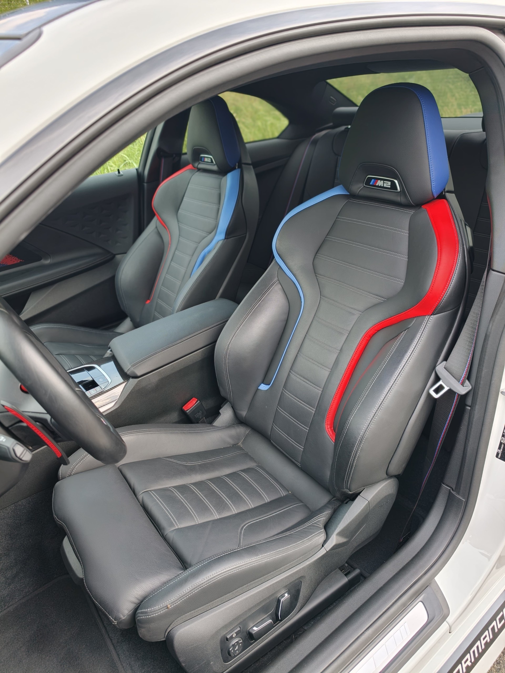 BMW M2 Steptronic-image-12