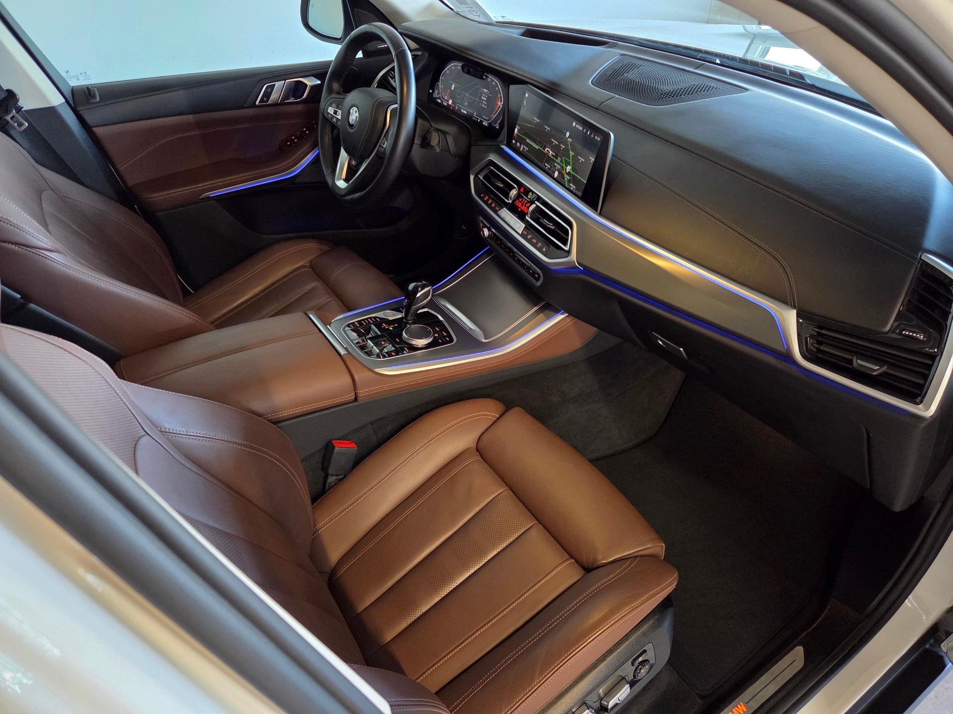 BMW X5 40d xDrive 7-Plätzer-image-8