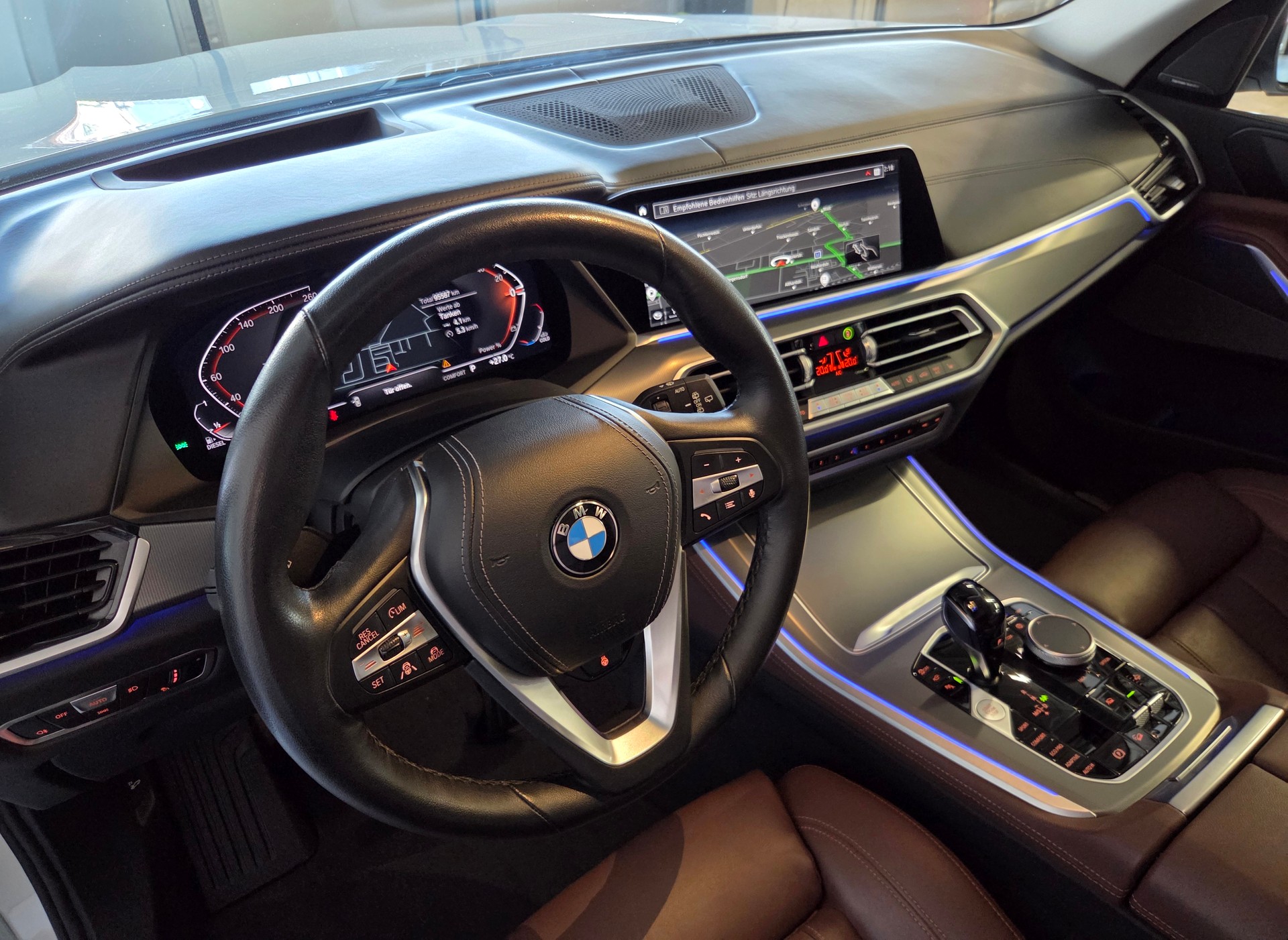 BMW X5 40d xDrive 7-Plätzer-image-14