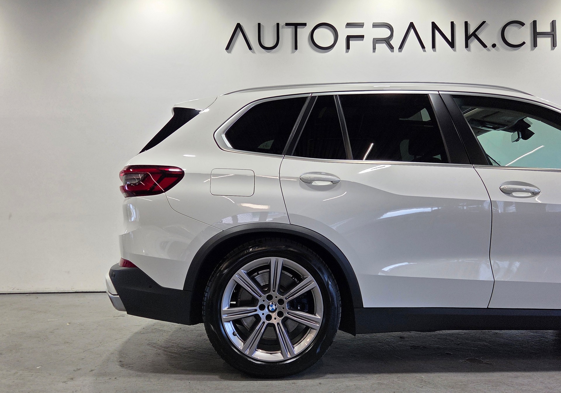 BMW X5 40d xDrive 7-Plätzer-image-18