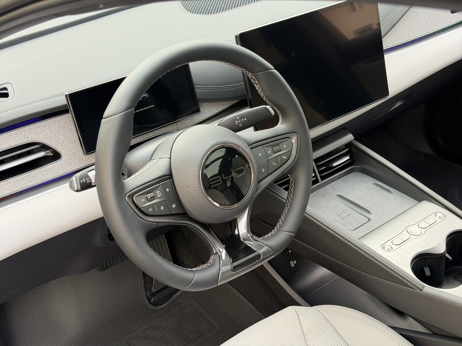 BYD Seal 6 DM-i Touring Comfort-image-17