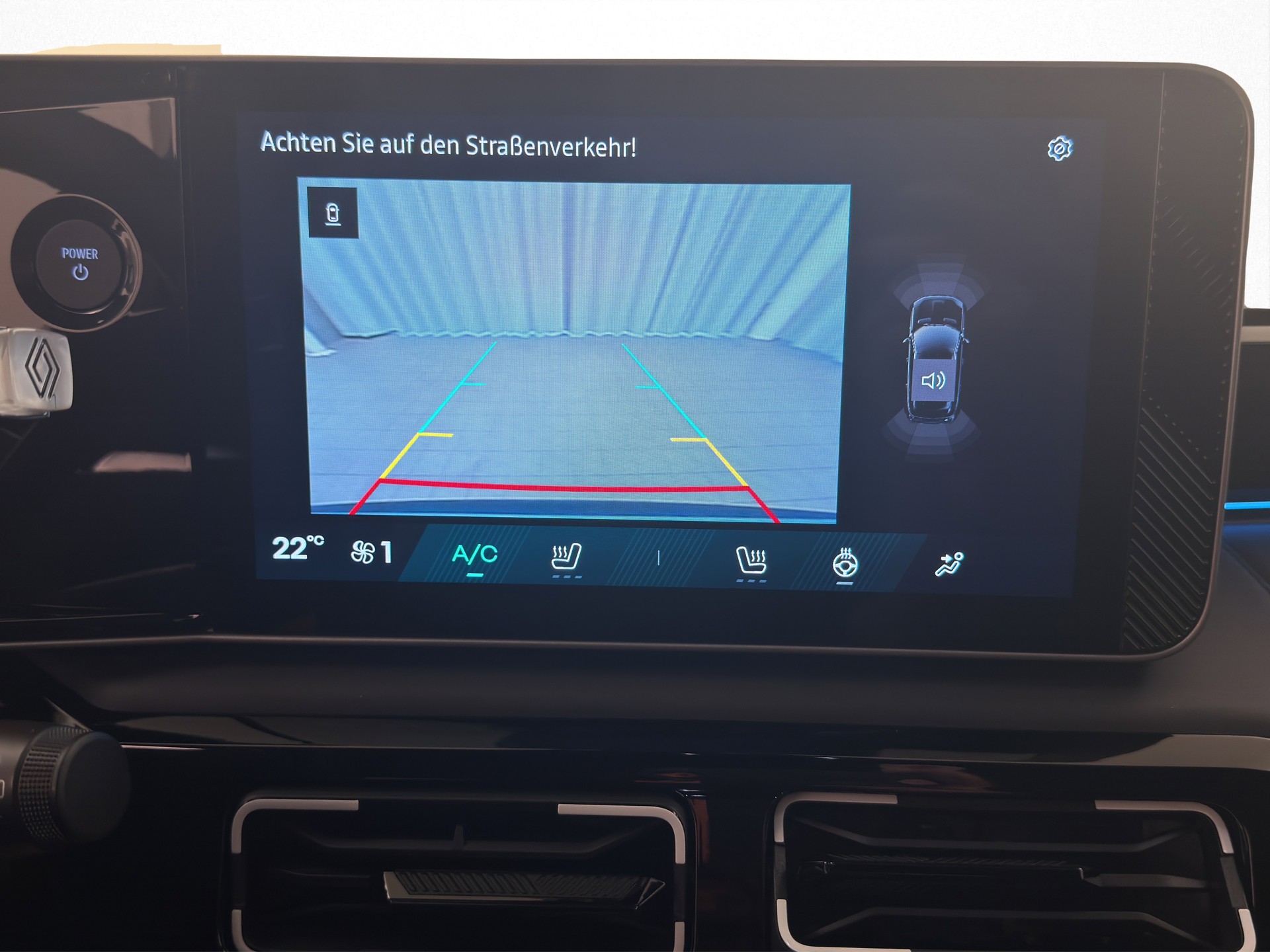 RENAULT R4 E-Tech Comfort Range plein-image-10