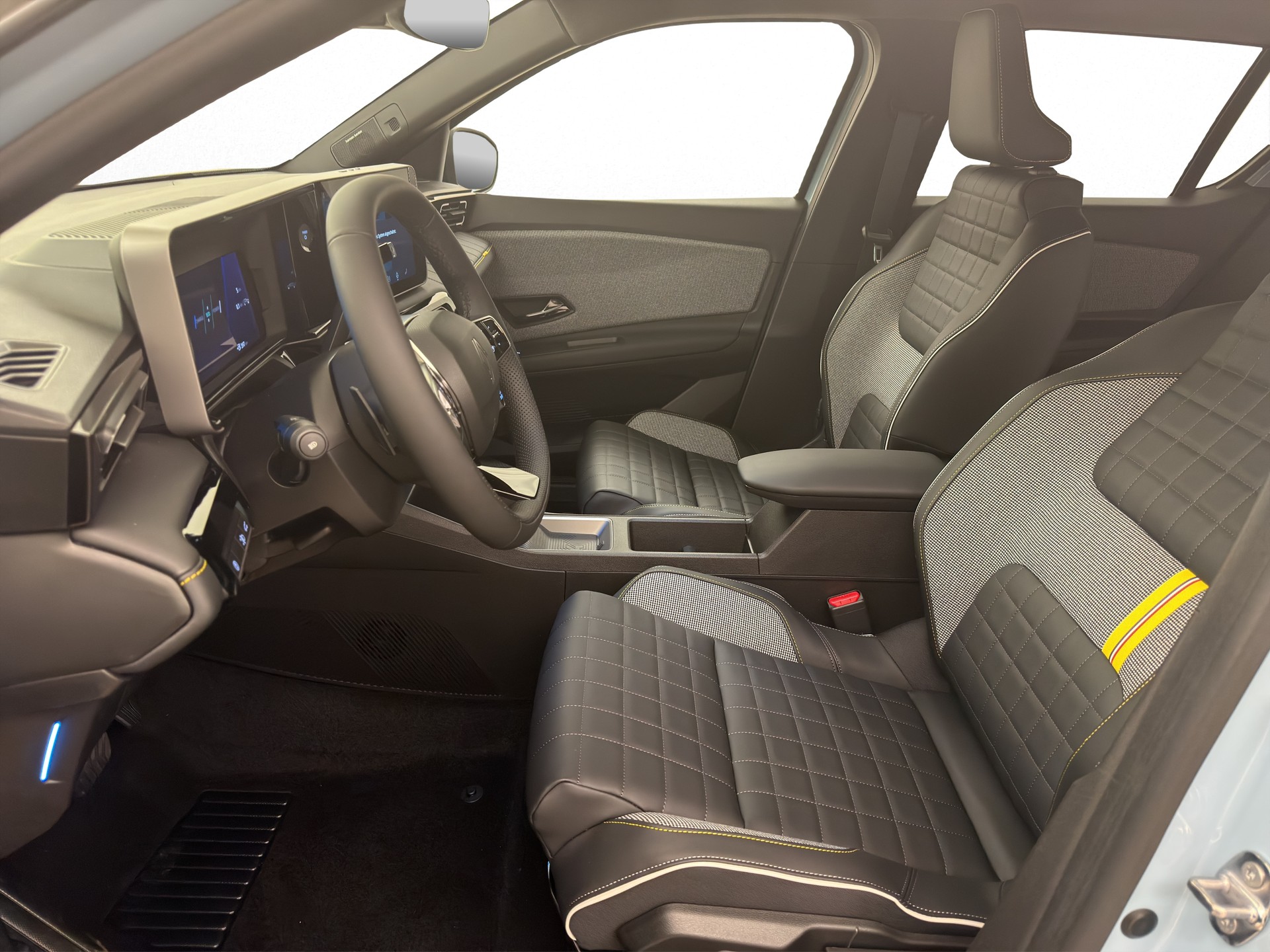 RENAULT R4 E-Tech Comfort Range plein-image-6