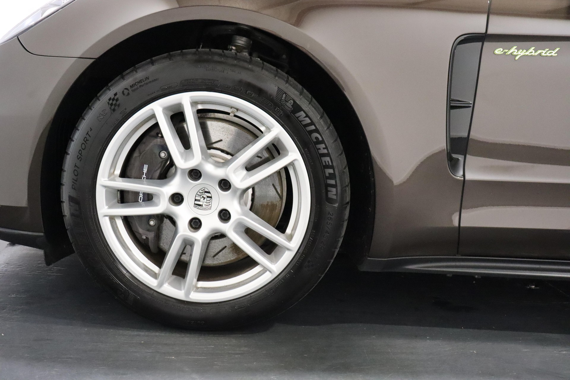 PORSCHE Panamera Sport Turismo 2.9 V6 4 E-Hybrid-image-5