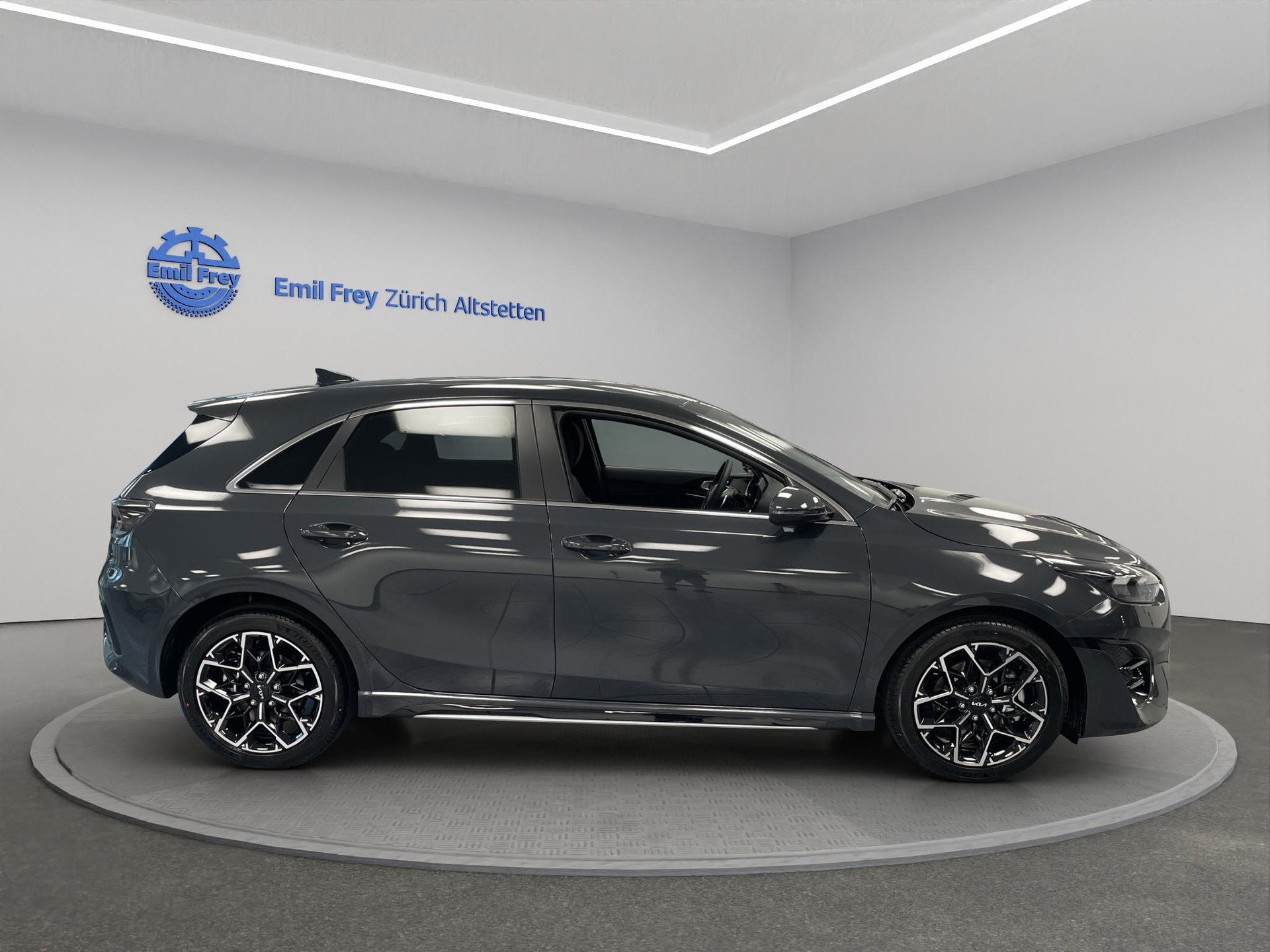 KIA Ceed 1.5 T-GDi MHEV GT-Line-image-3
