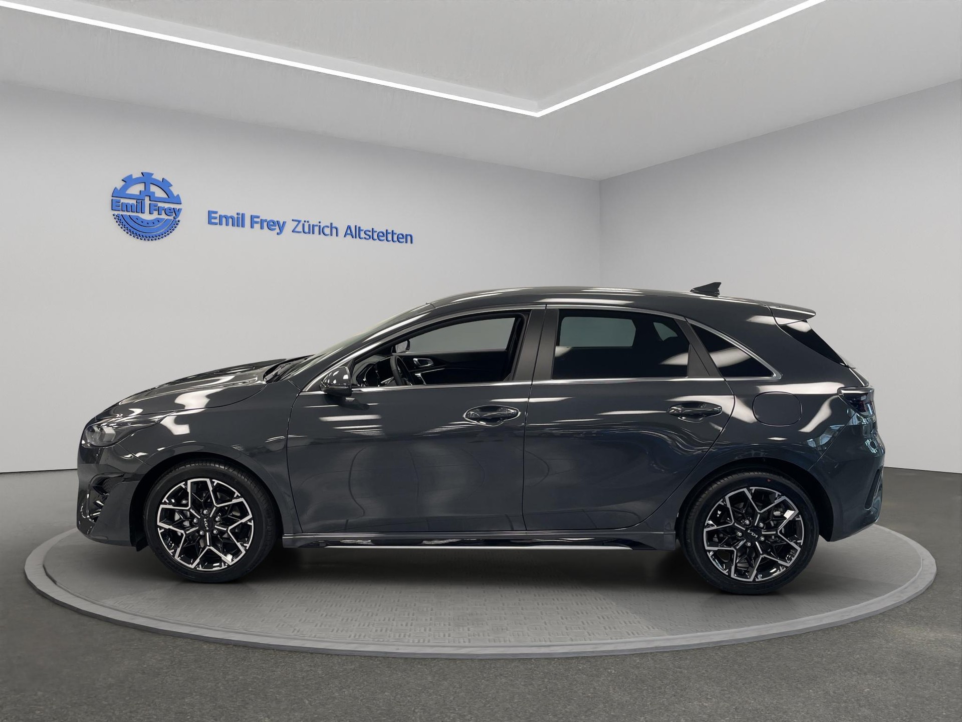 KIA Ceed 1.5 T-GDi MHEV GT-Line-image-4
