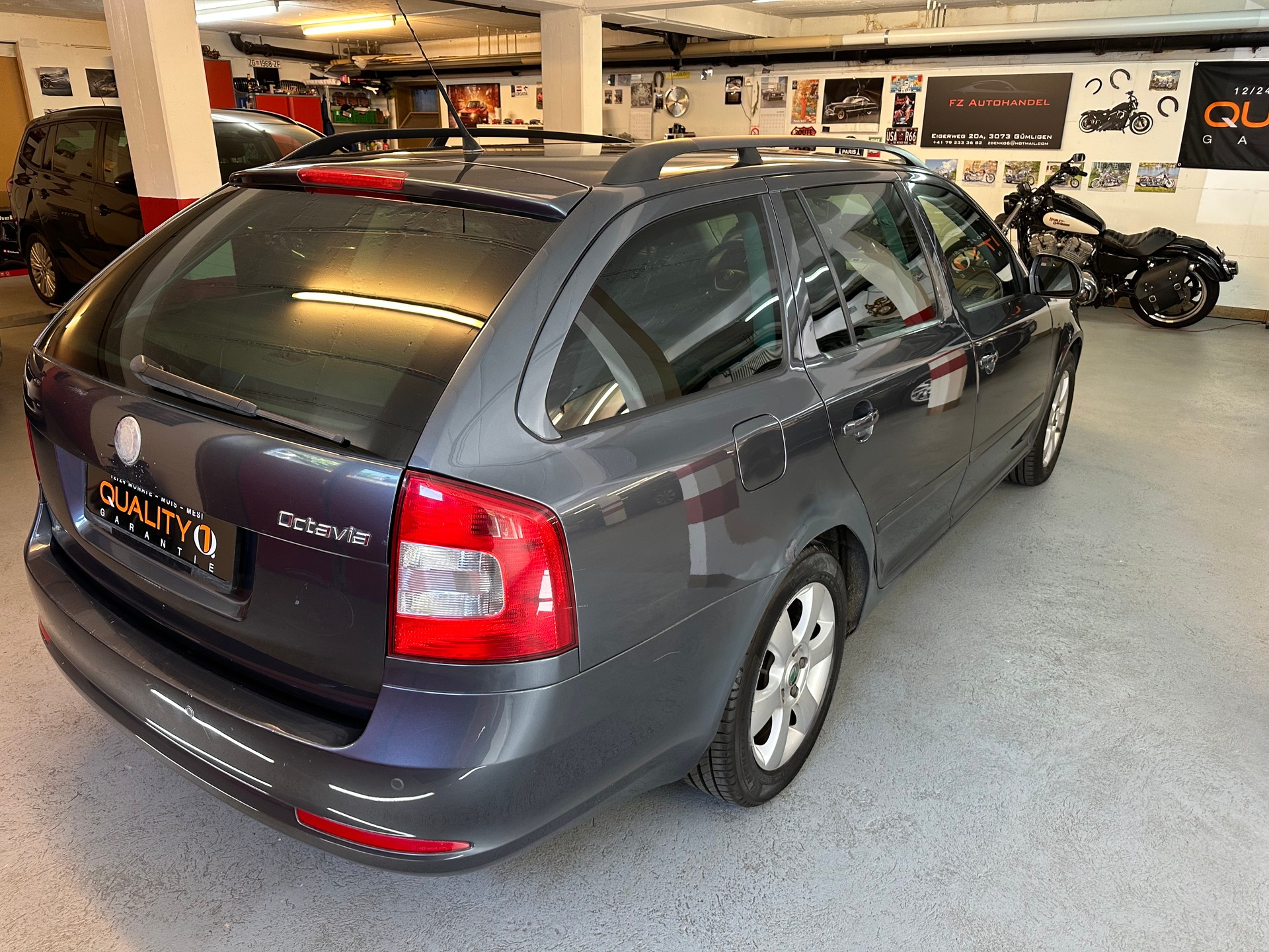 SKODA Octavia Combi 1.4 TSI Ambiente-image-5