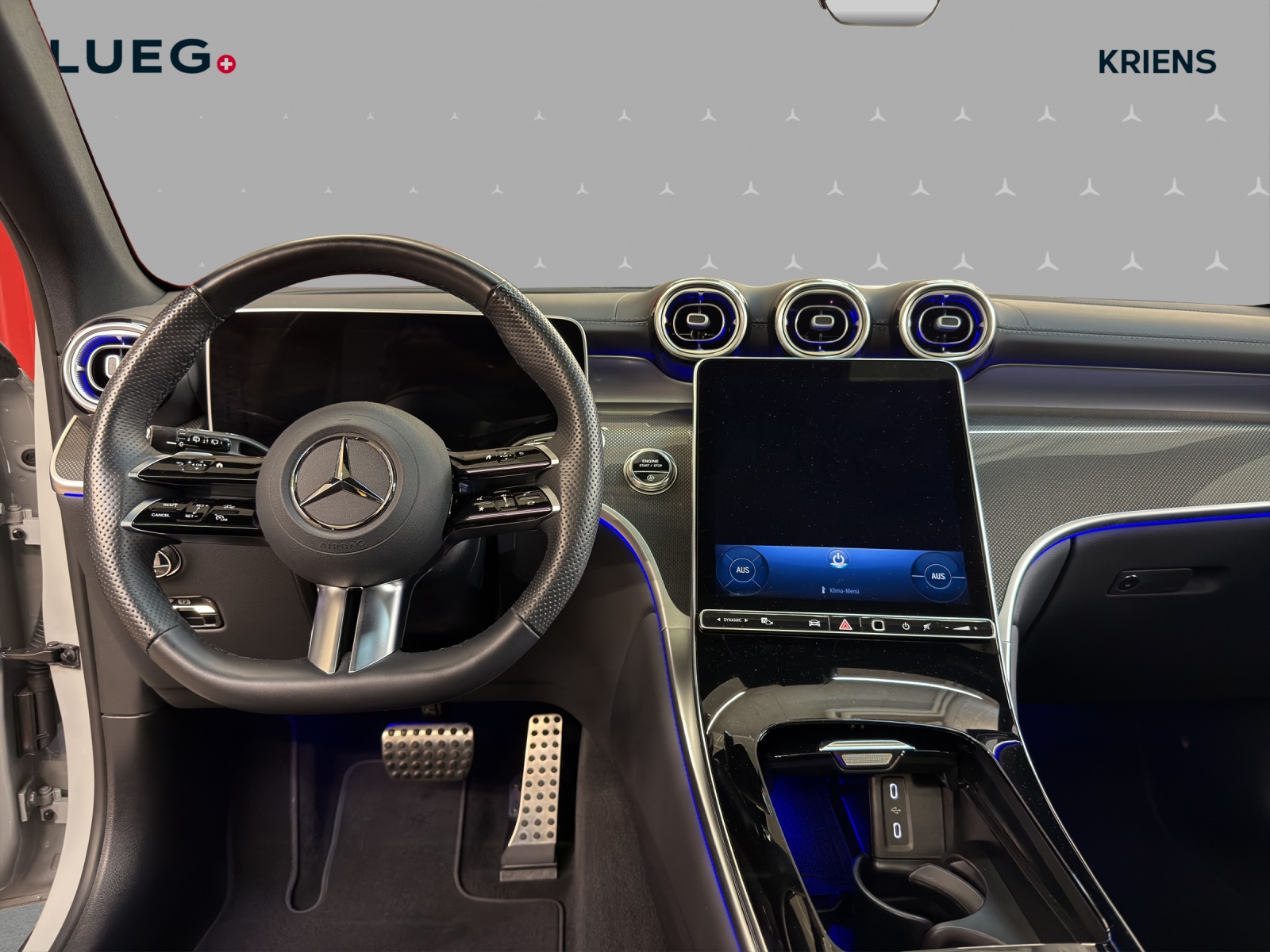MERCEDES-BENZ GLC 300 4M - AMG / 360 Grad Kamera / Panorama-Dach / AHK-image-10